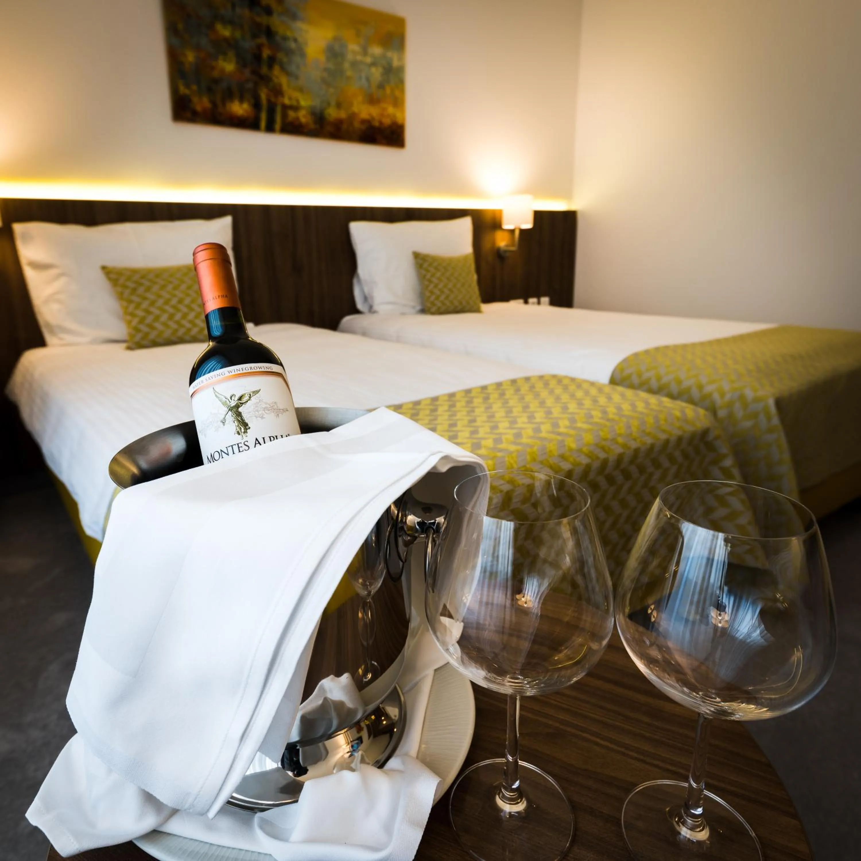 Bedroom, Bed in Hotel Garden Hill