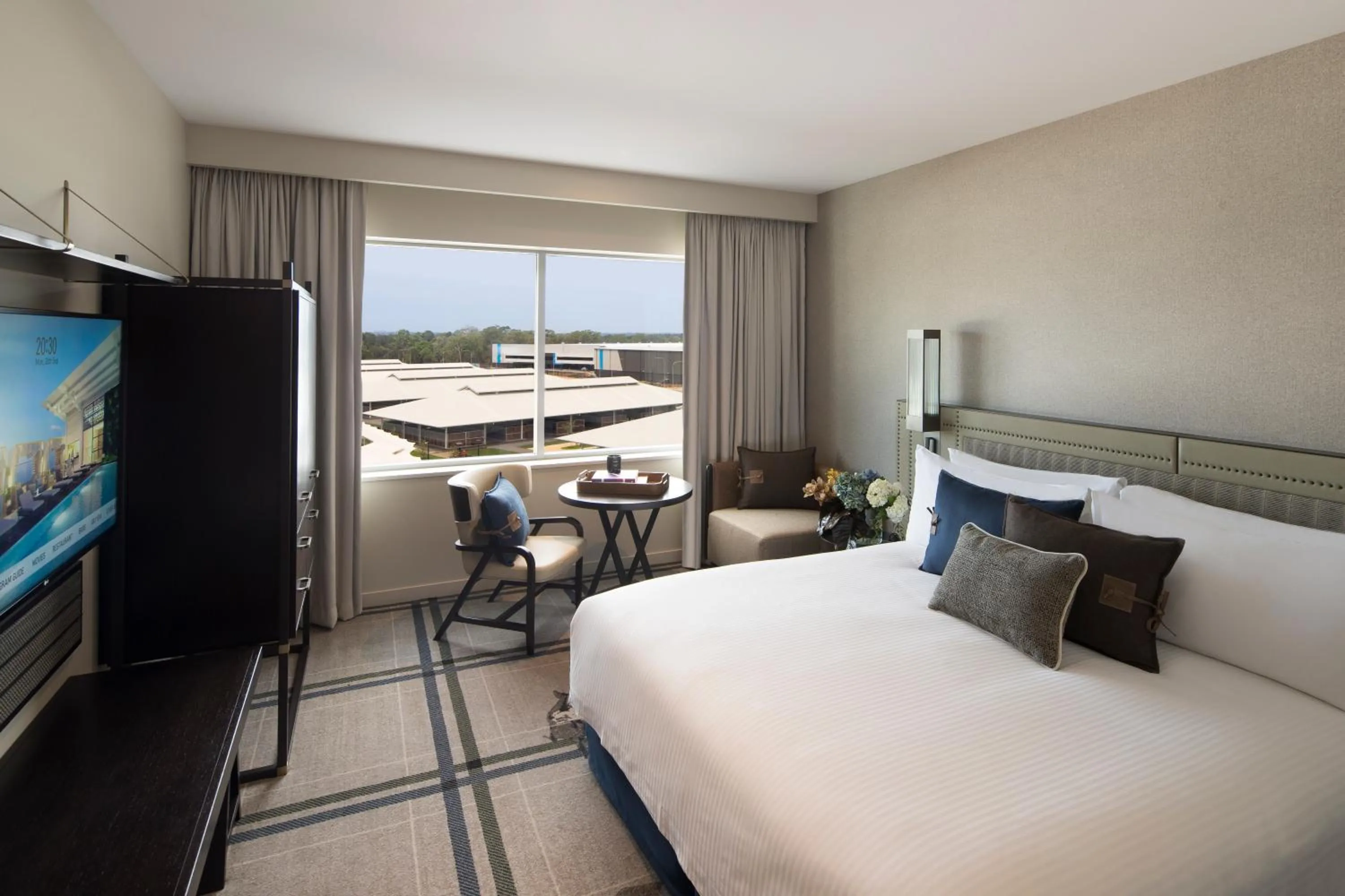 Photo of the whole room, Bed in The William Inglis Mgallery