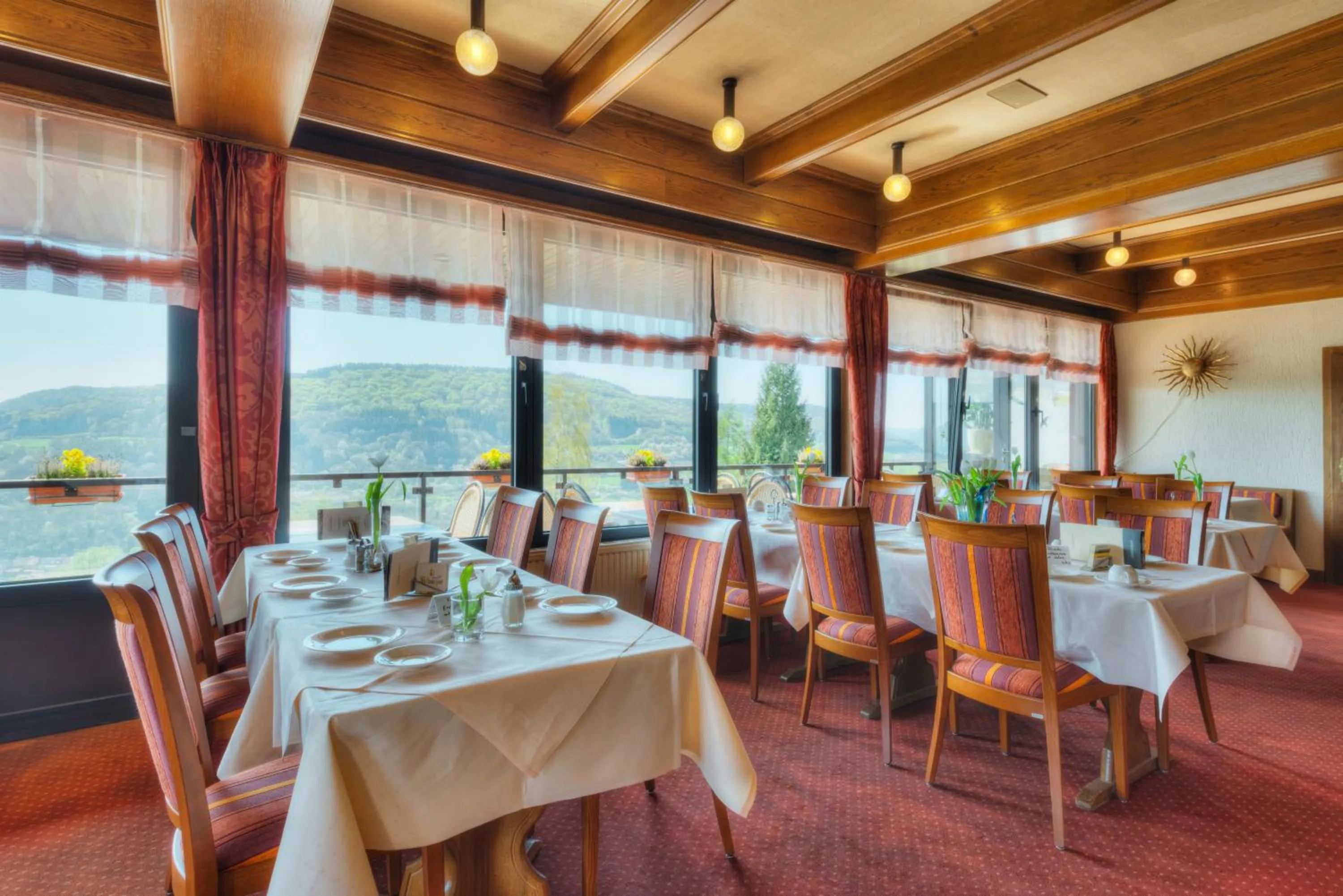 Restaurant/places to eat in Waldhotel Sonnenberg