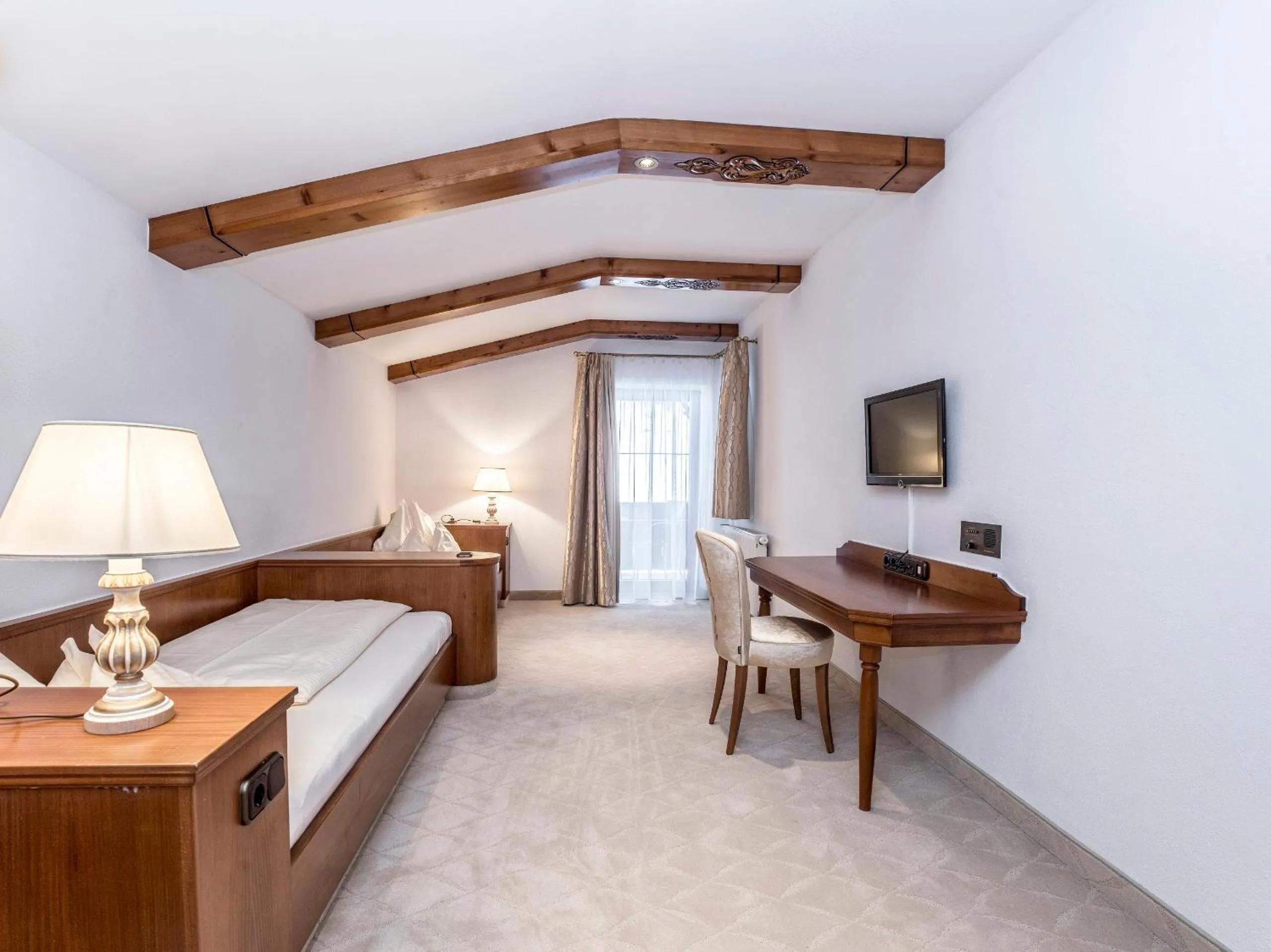 Staff, Bed in Der Lärchenhof