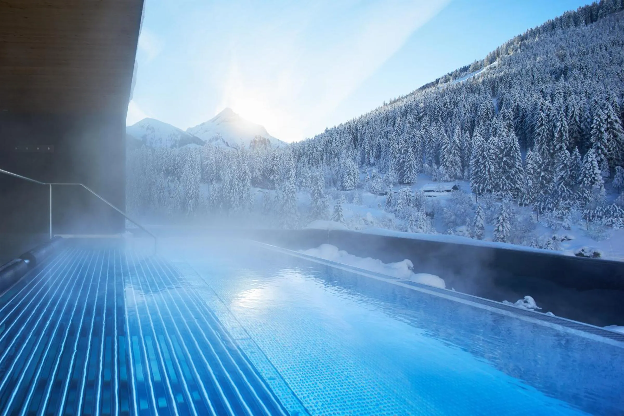 Hot Tub in Almhof Family und Wellness Resort