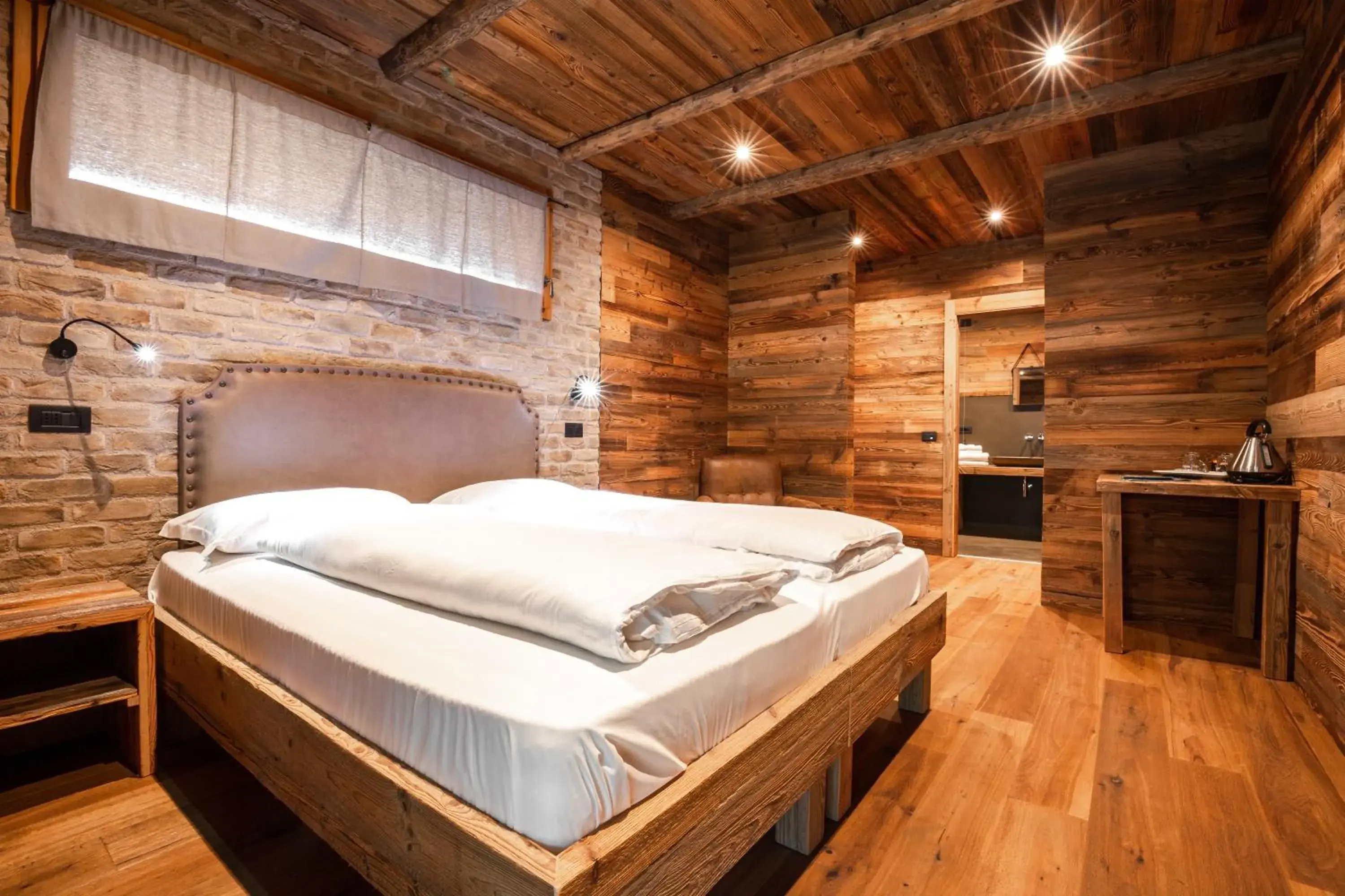 Double Room - single occupancy in LMC Guesthouse Double Room - single occupancy in LMC Guesthouse