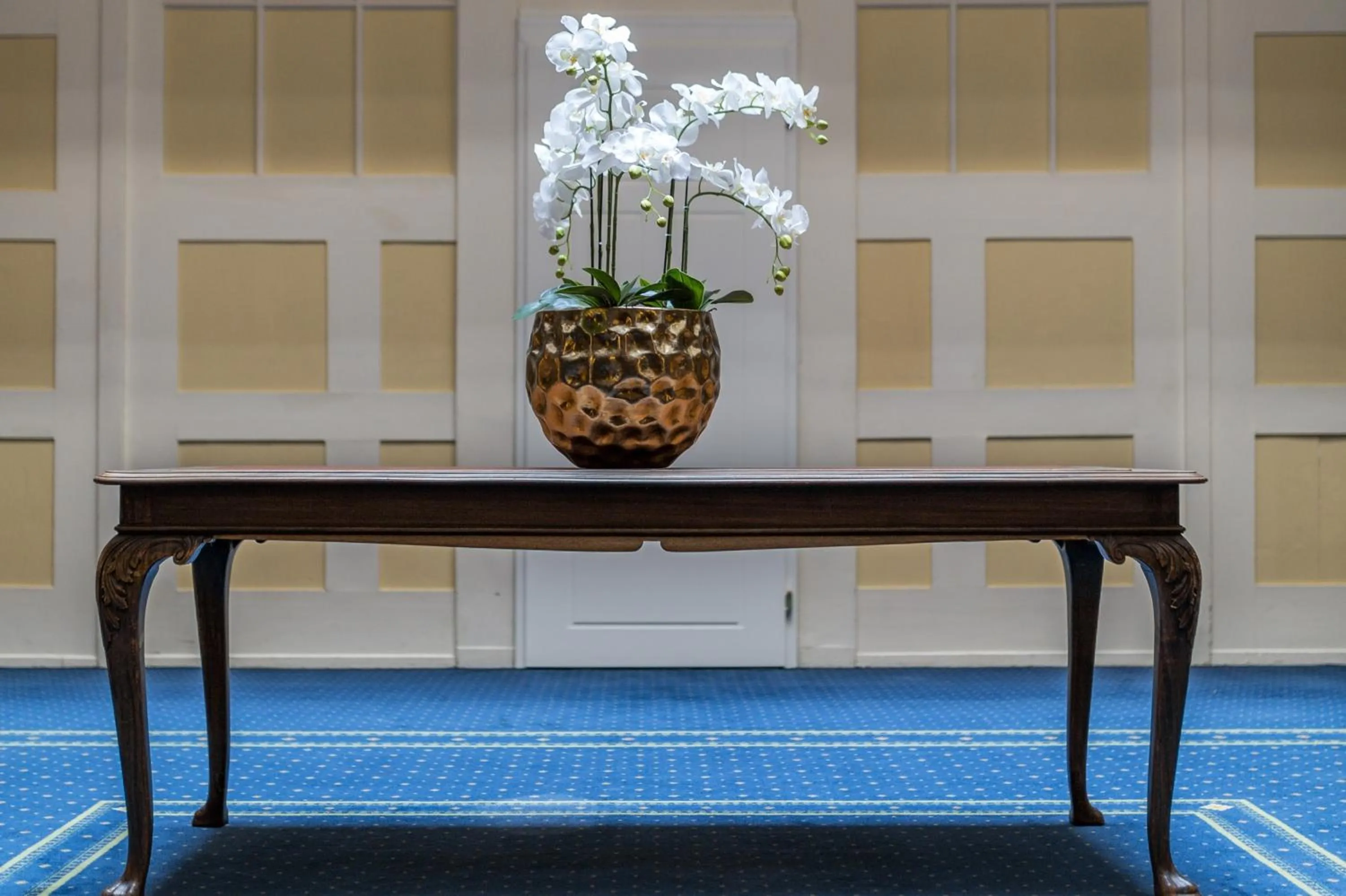 Decorative detail in Hotel Reine Victoria