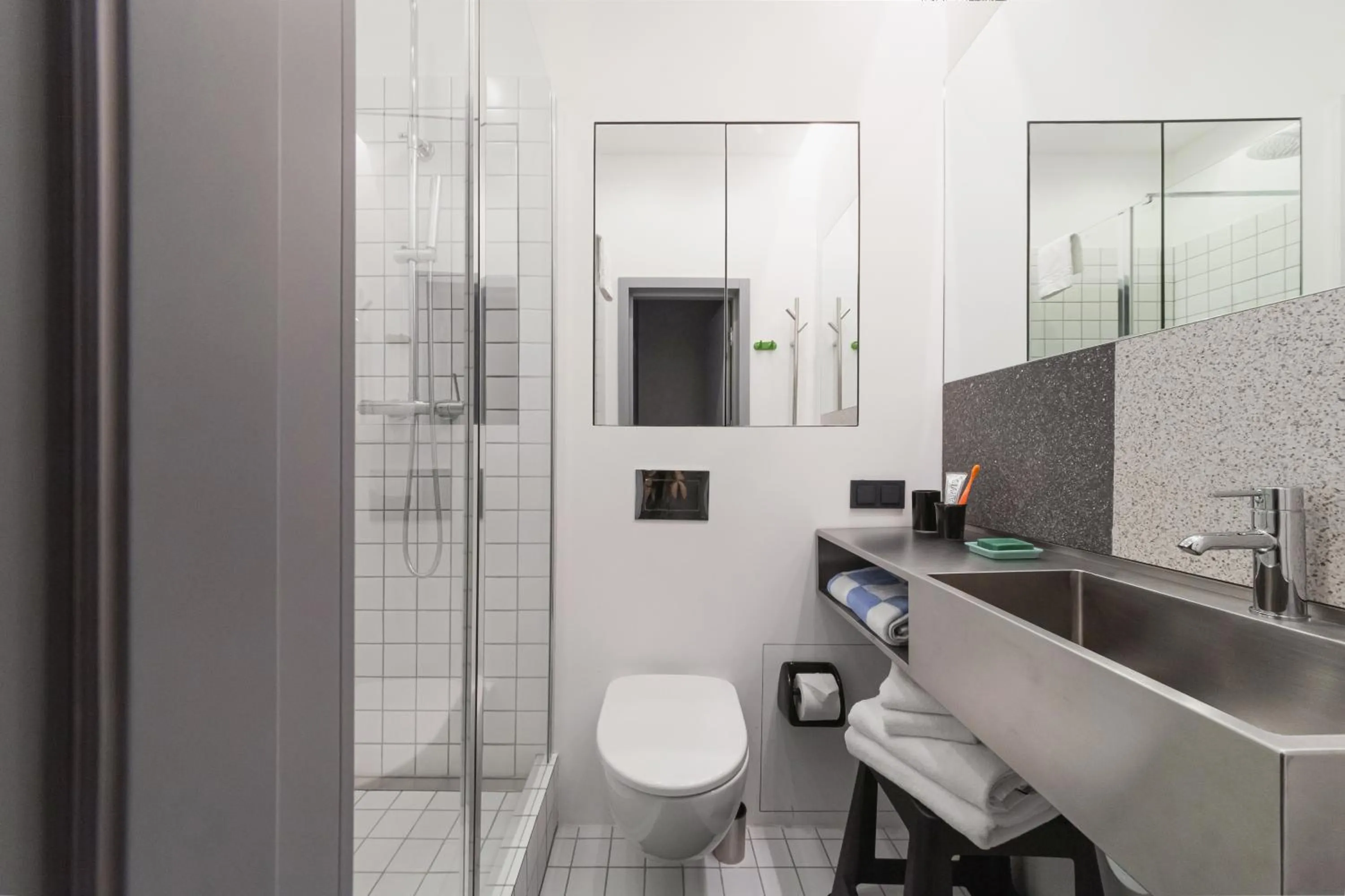 Shower in Corner Hotel