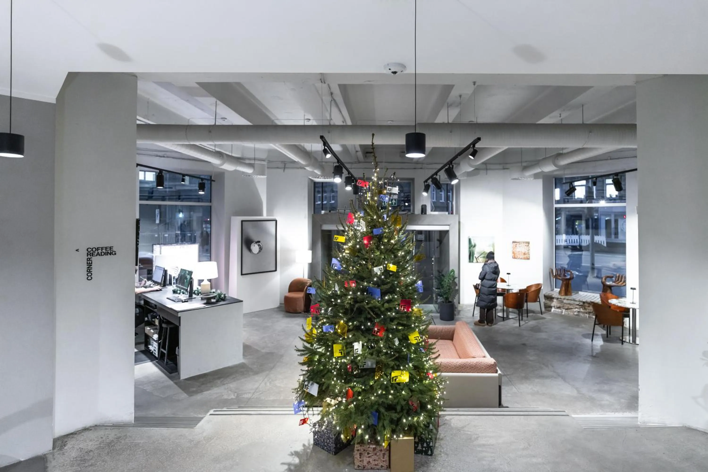 Lobby or reception in Corner Hotel