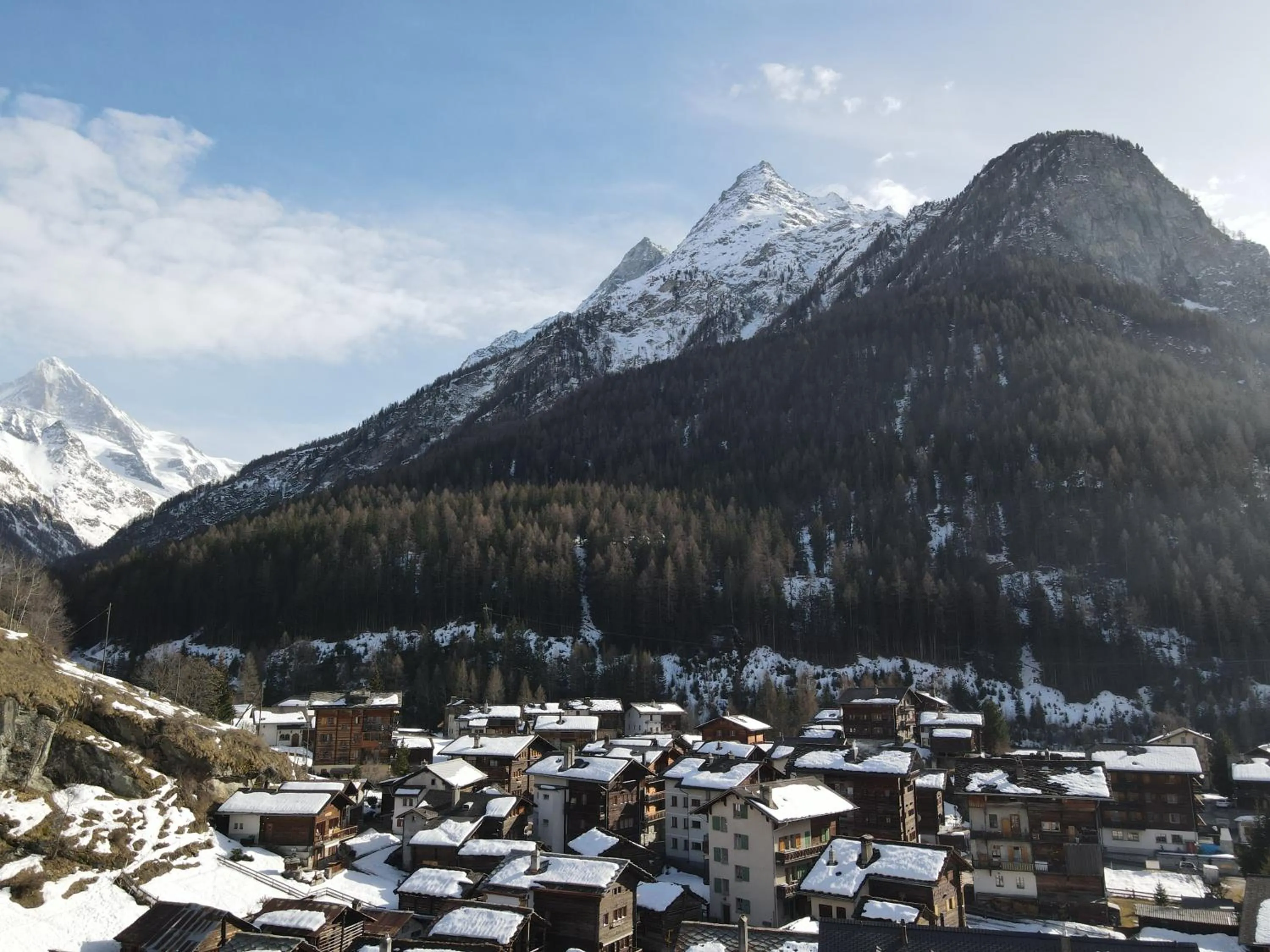 City view in Hôtel Dents de Veisivi