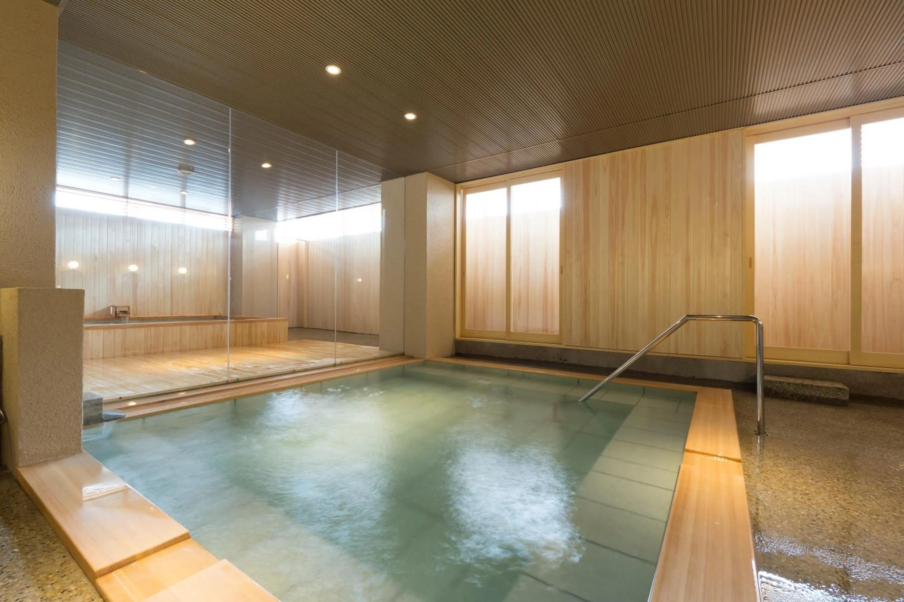 Hot Spring Bath in Hokuriku Yamashiro Onsen Hotel Kikyou