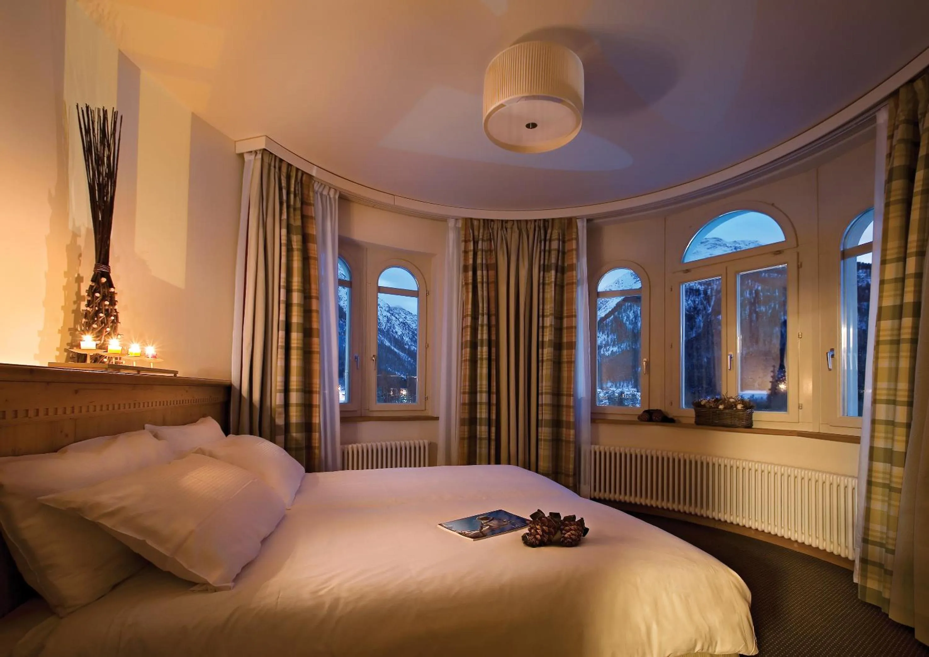 Bed in Schloss Hotel & Spa Pontresina