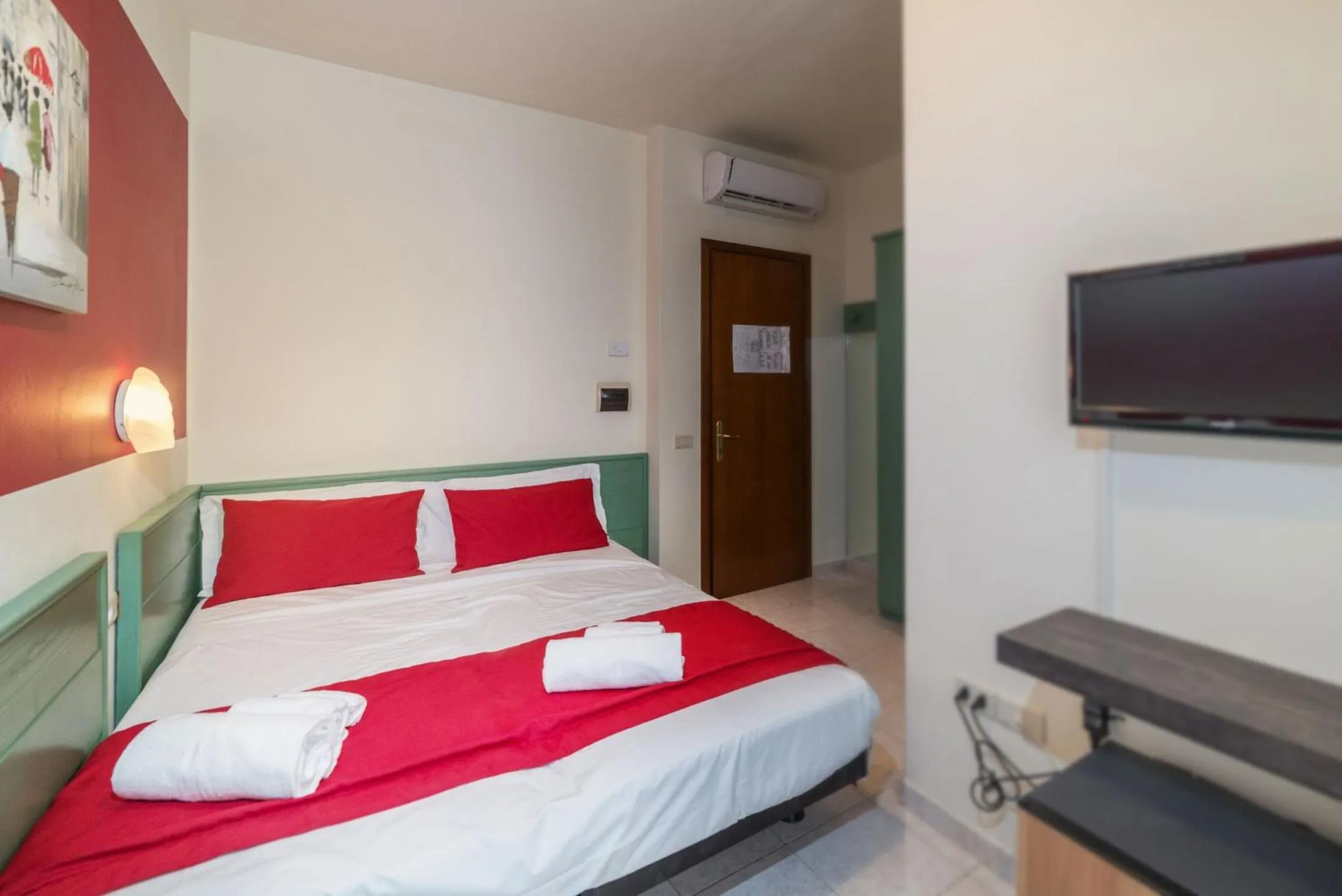 Bedroom, Bed in Hotel Airone