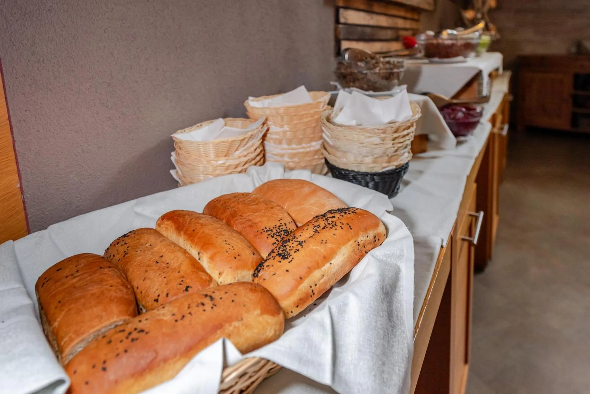 Buffet breakfast in Hotel Dolomiti Chalet