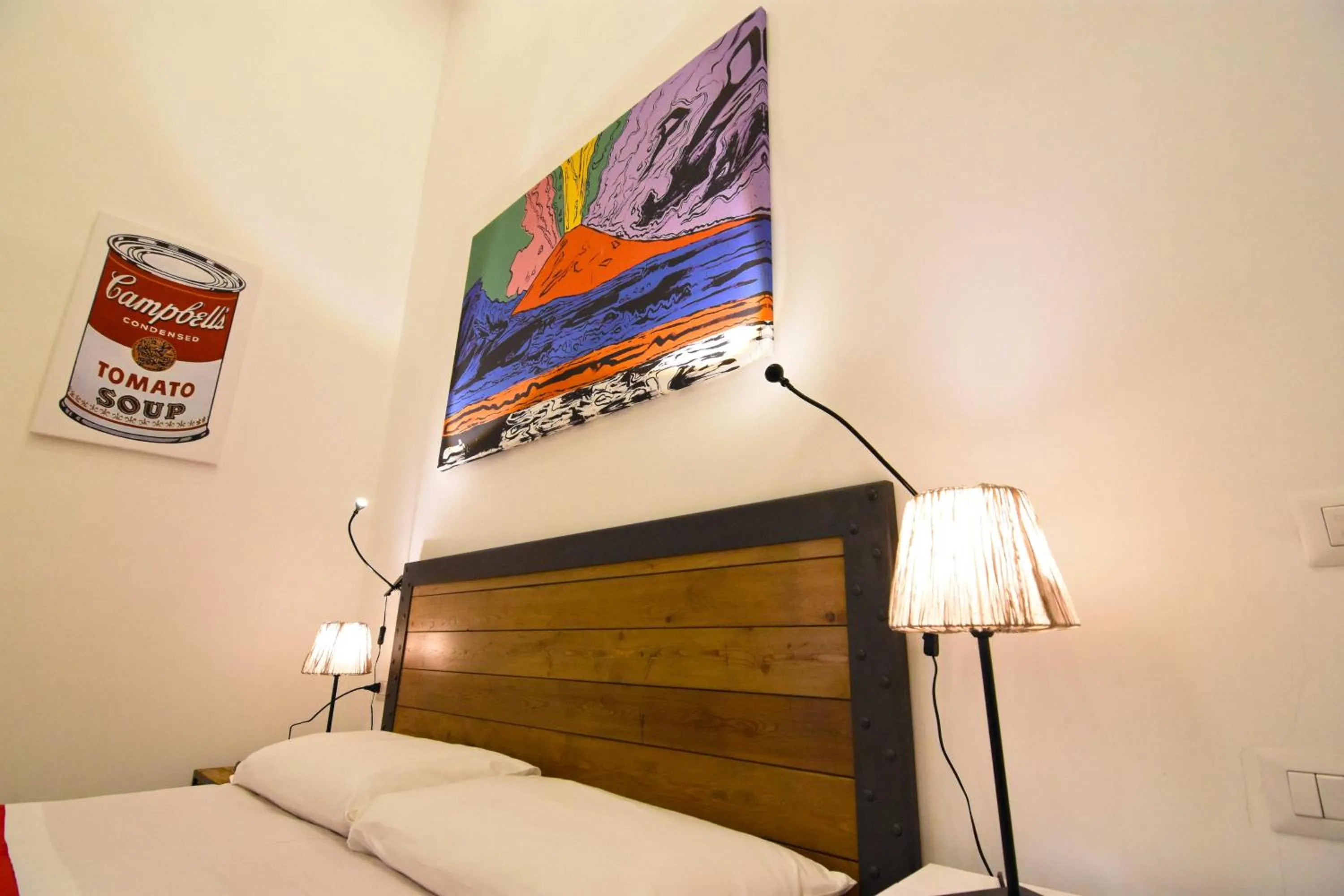 Bedroom, Bed in B&B Ninarella Napoli