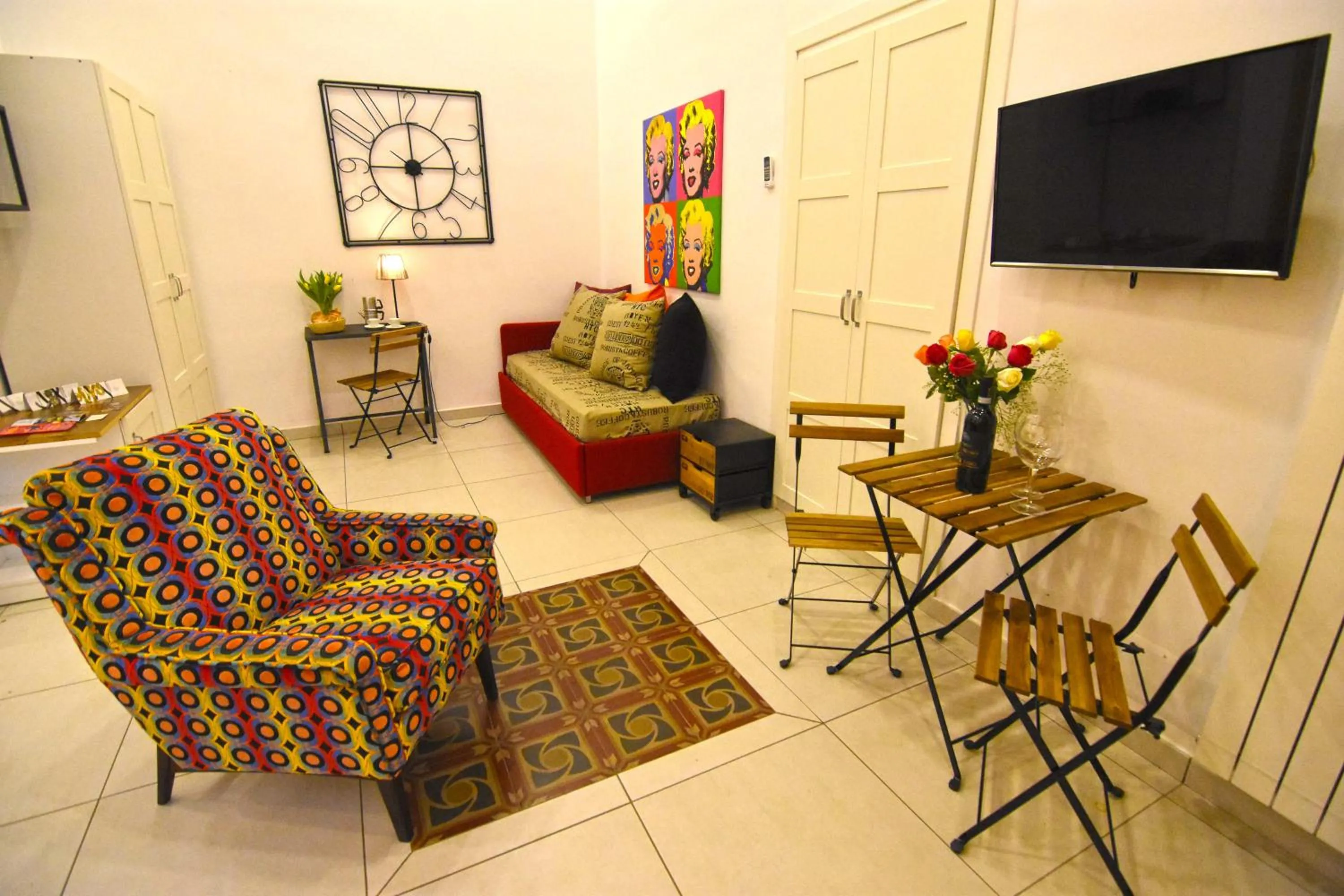 TV and multimedia in B&B Ninarella Napoli