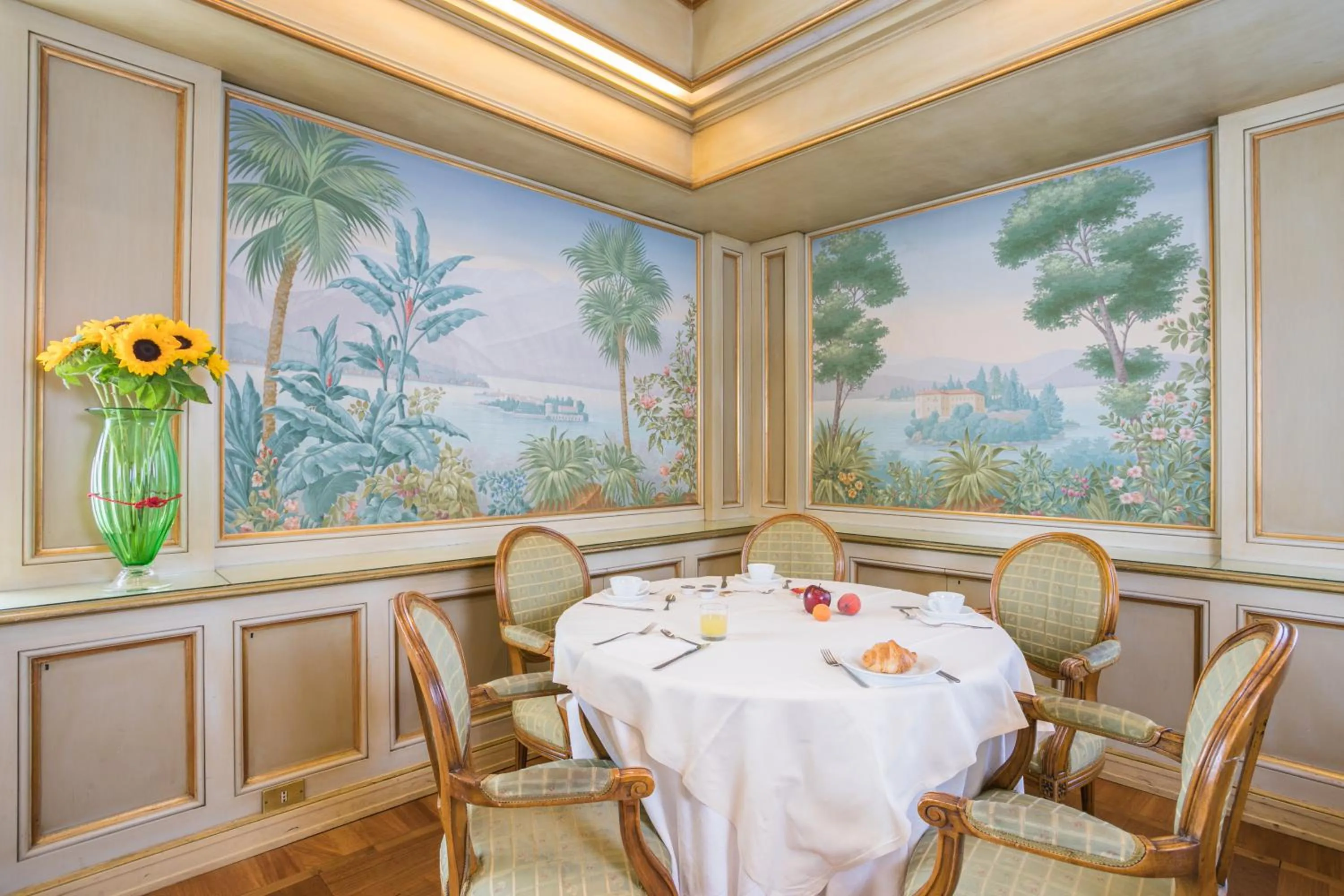 Restaurant/places to eat in Albergo Italia