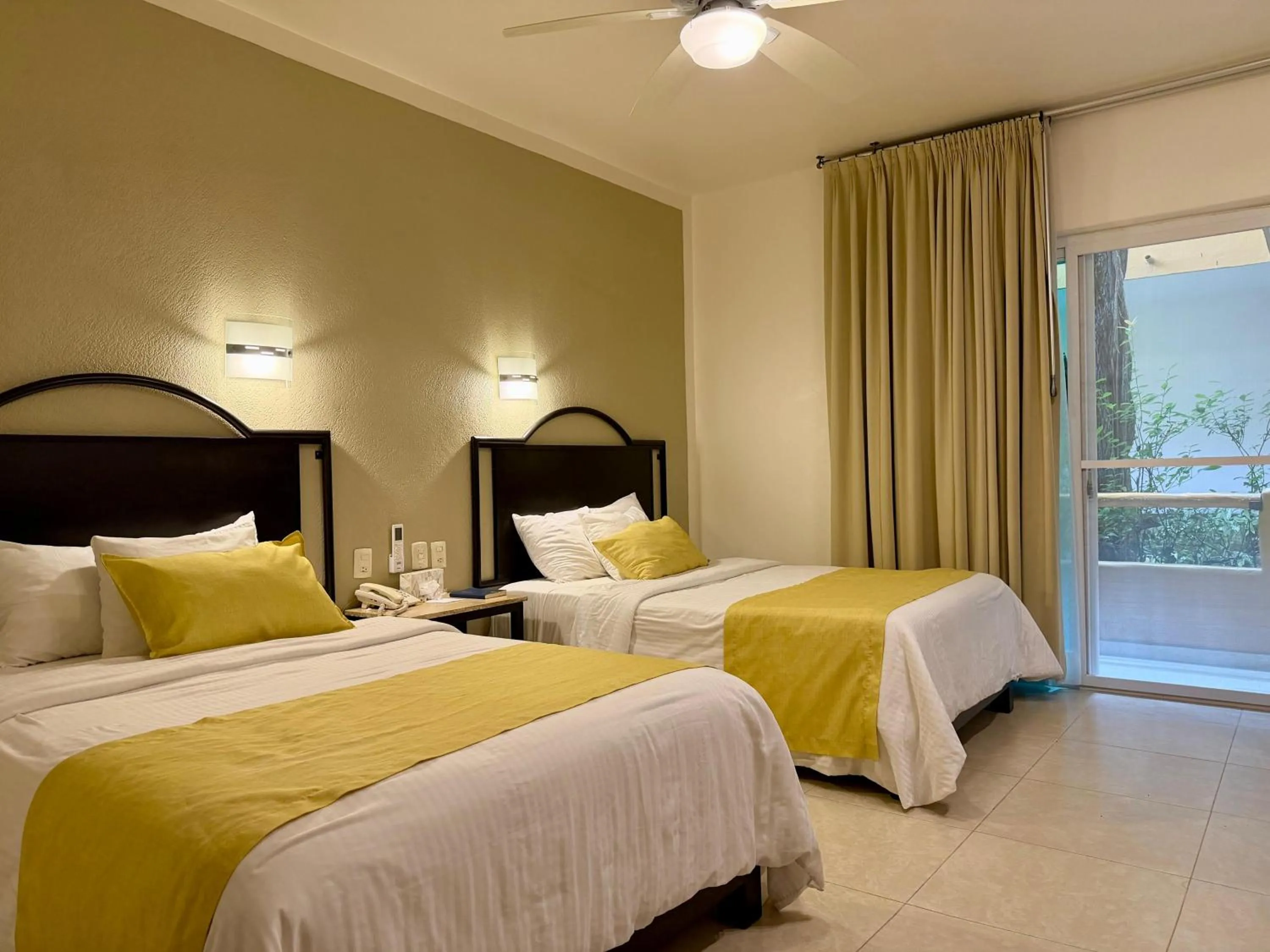 Bed in Hotel Chablis Palenque