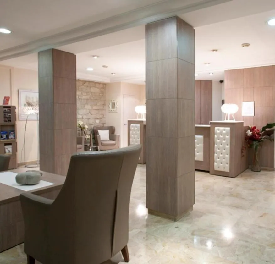 Lobby or reception in Hôtel Lebron