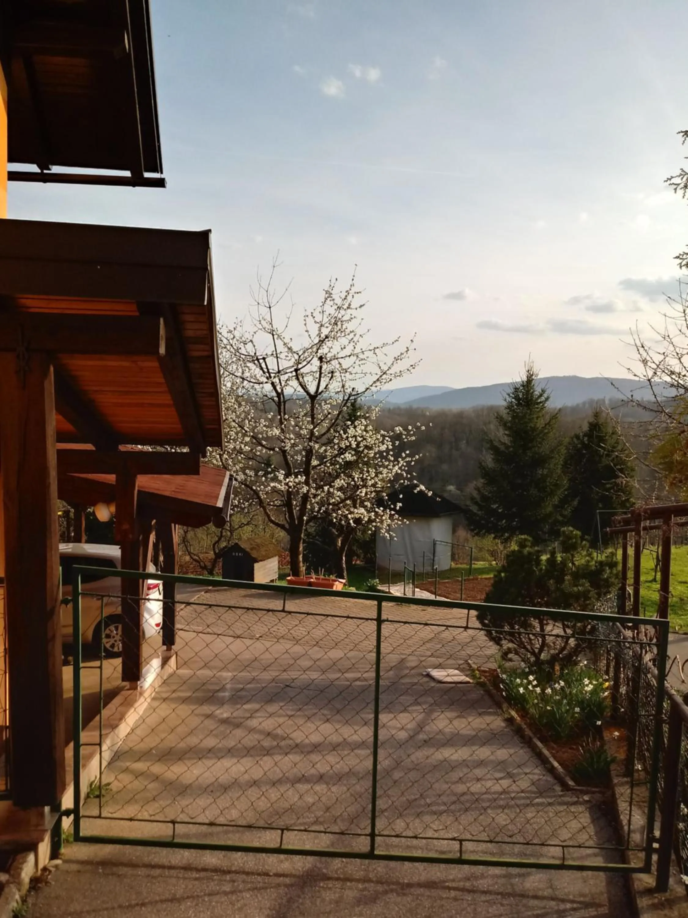 Family in Bed&Breakfast Zilje