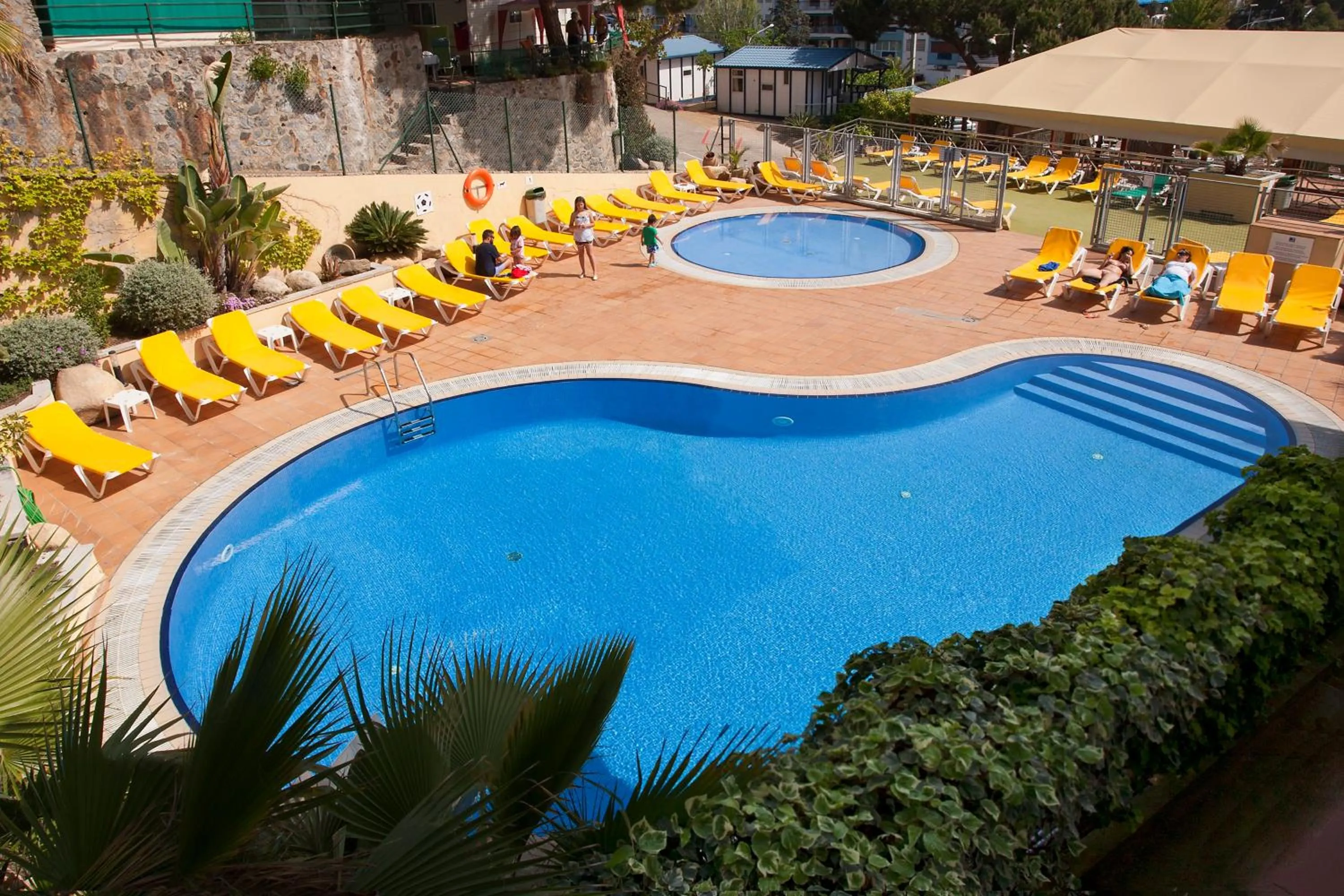 Swimming pool in Camping Bungalows El Far