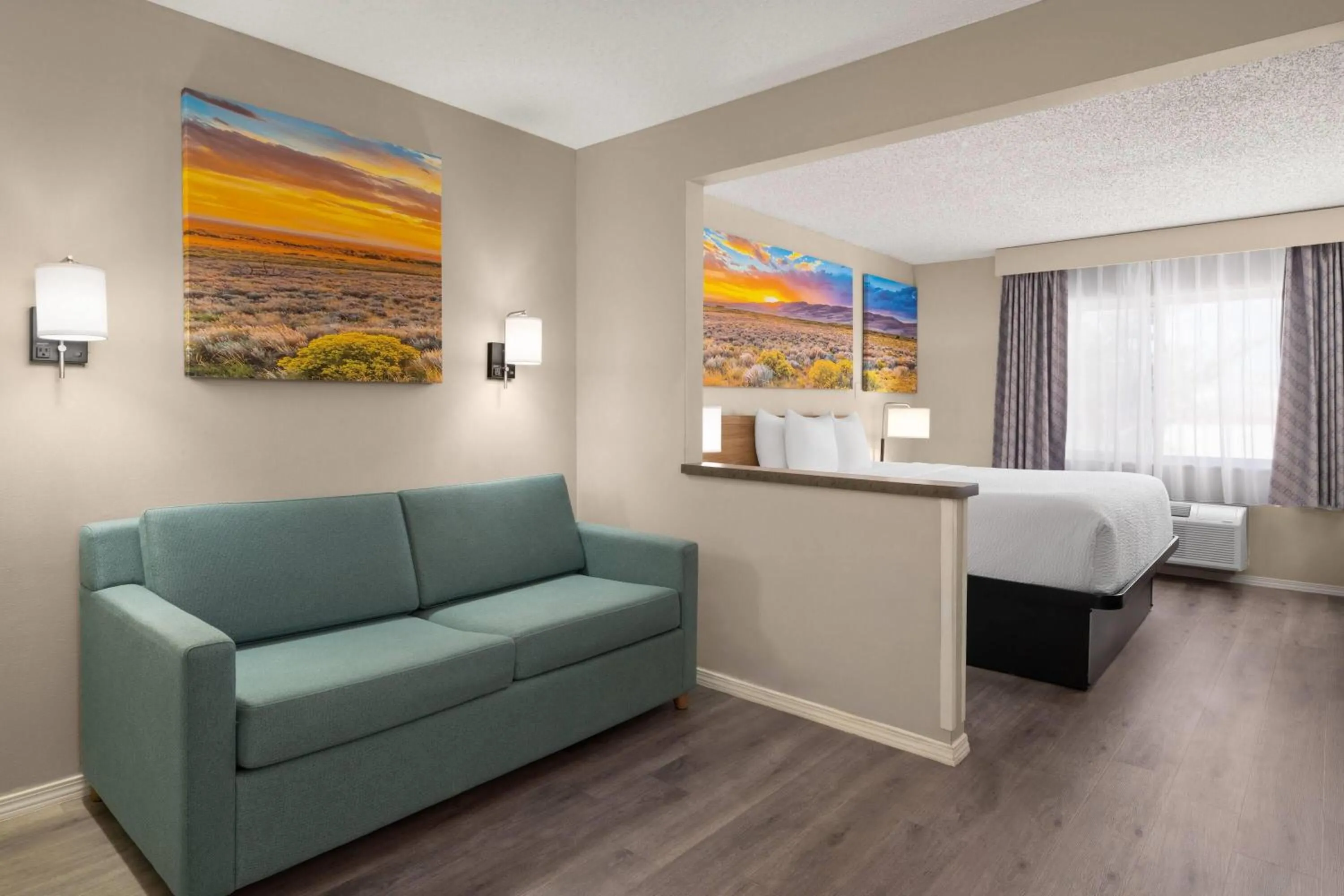 Photo of the whole room, Bed in Days Inn & Suites by Wyndham Airport Albuquerque