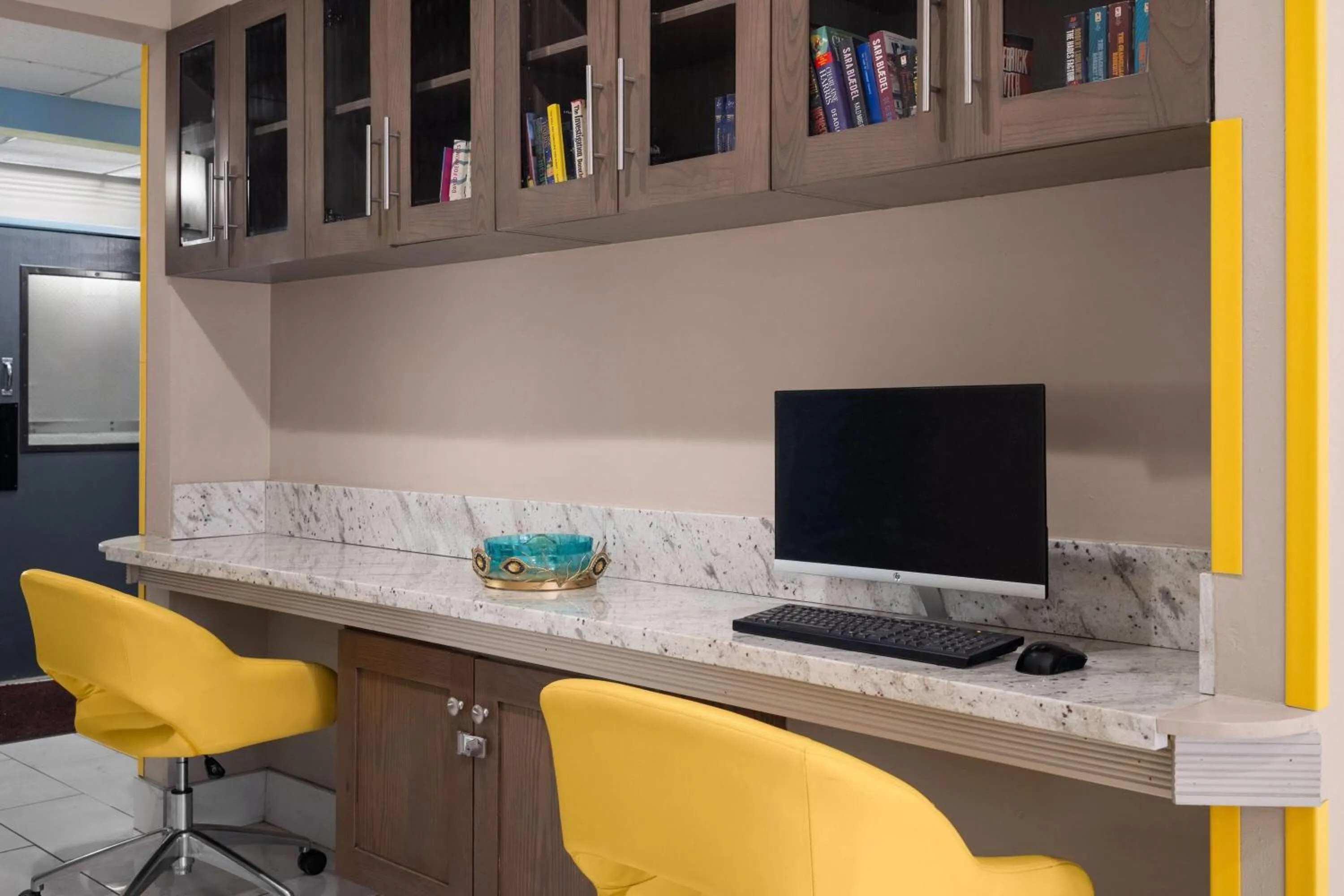 Business facilities in Days Inn & Suites by Wyndham Airport Albuquerque