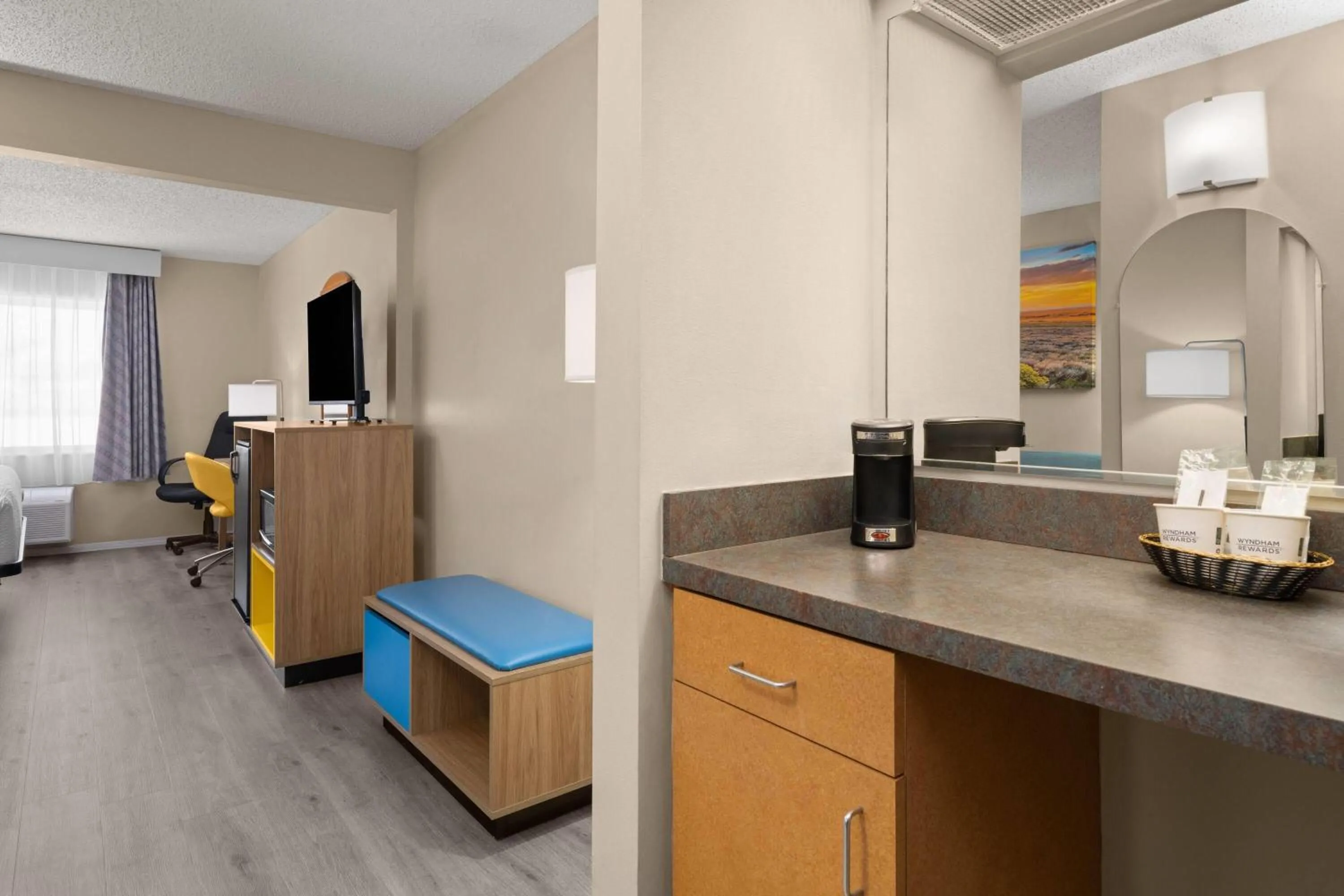 Photo of the whole room in Days Inn & Suites by Wyndham Airport Albuquerque
