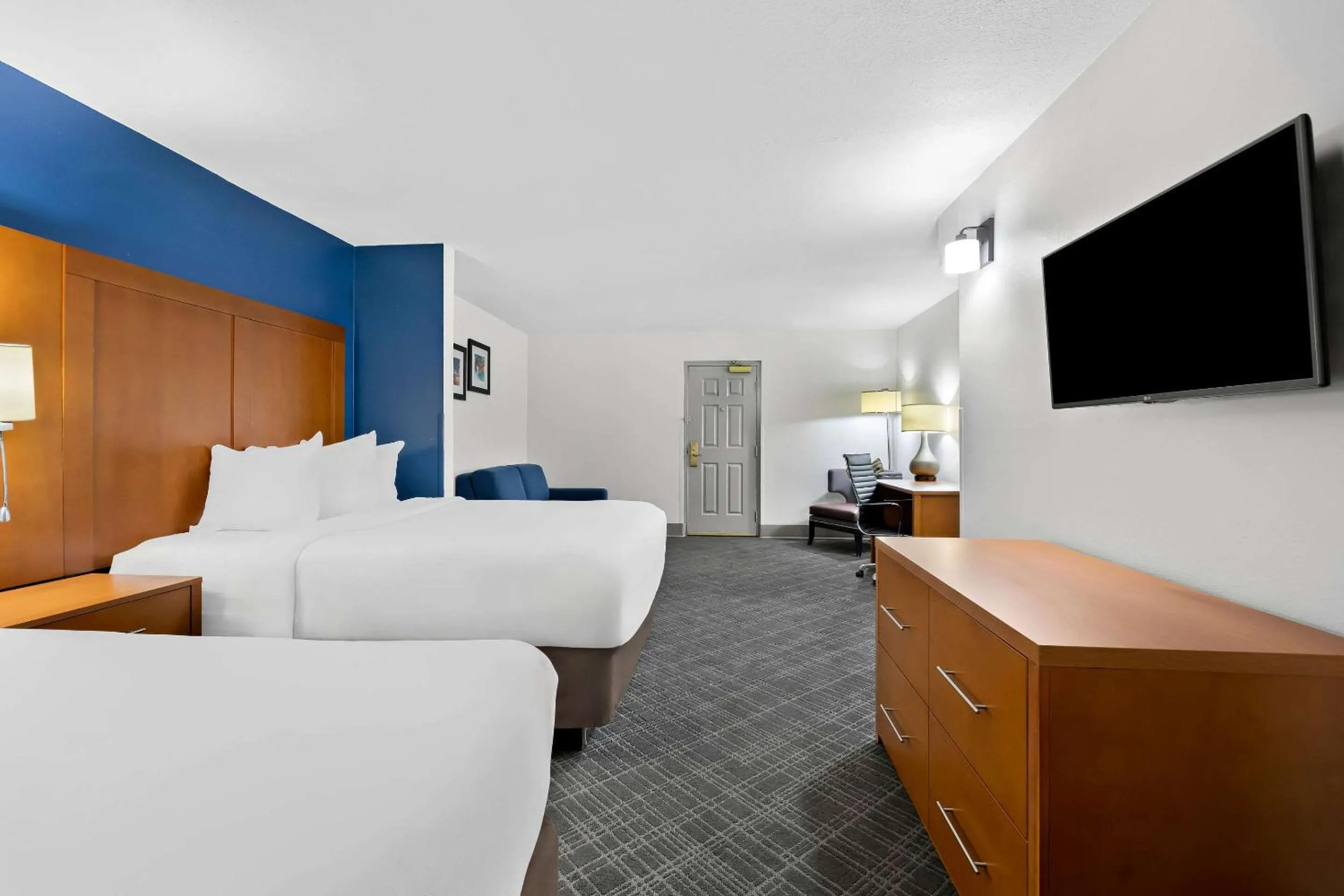 Bedroom, Bed in Comfort Inn & Suites Nashville Near Tanger Outlets I-24 Antioch