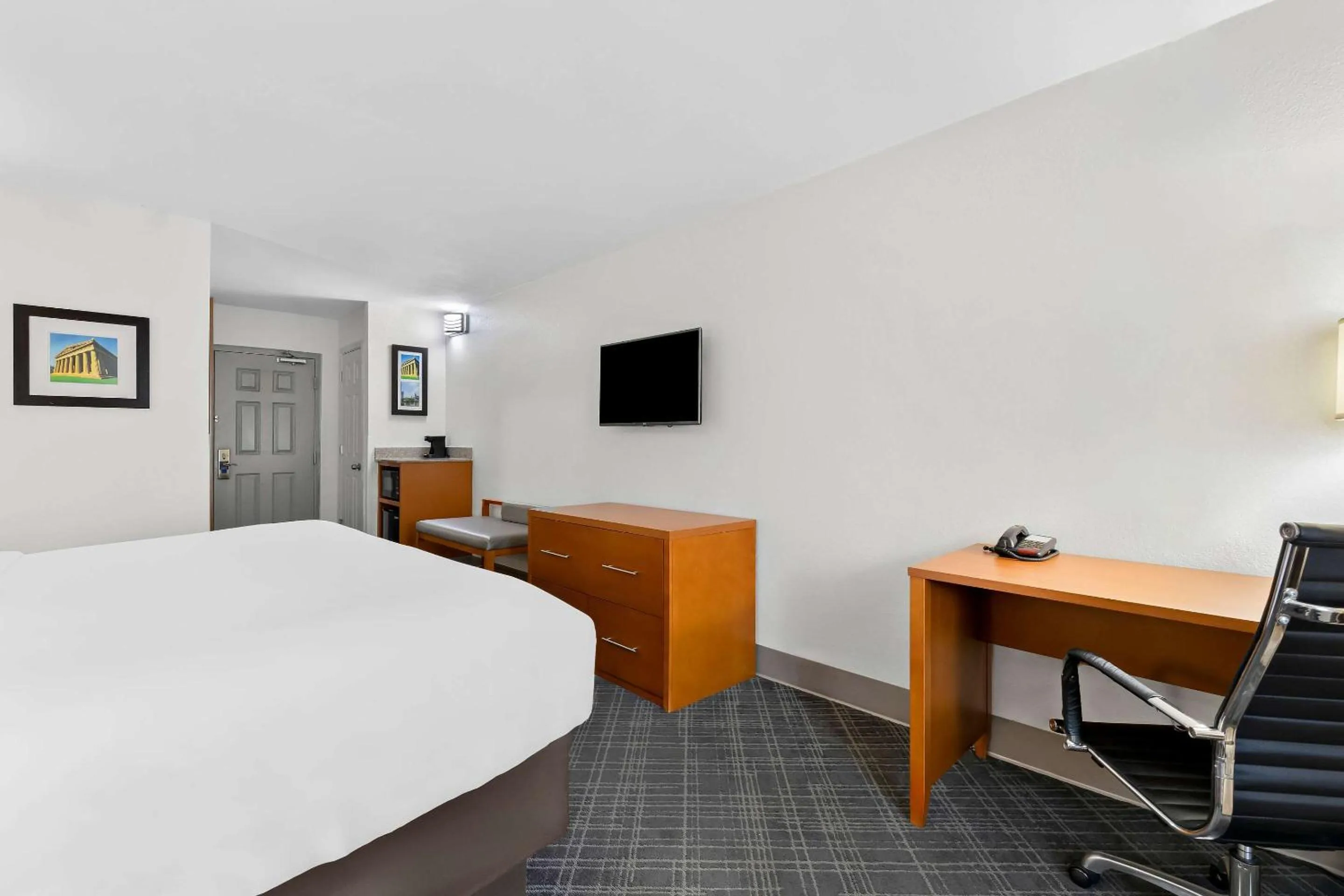 Bedroom, Bed in Comfort Inn & Suites Nashville Near Tanger Outlets I-24 Antioch