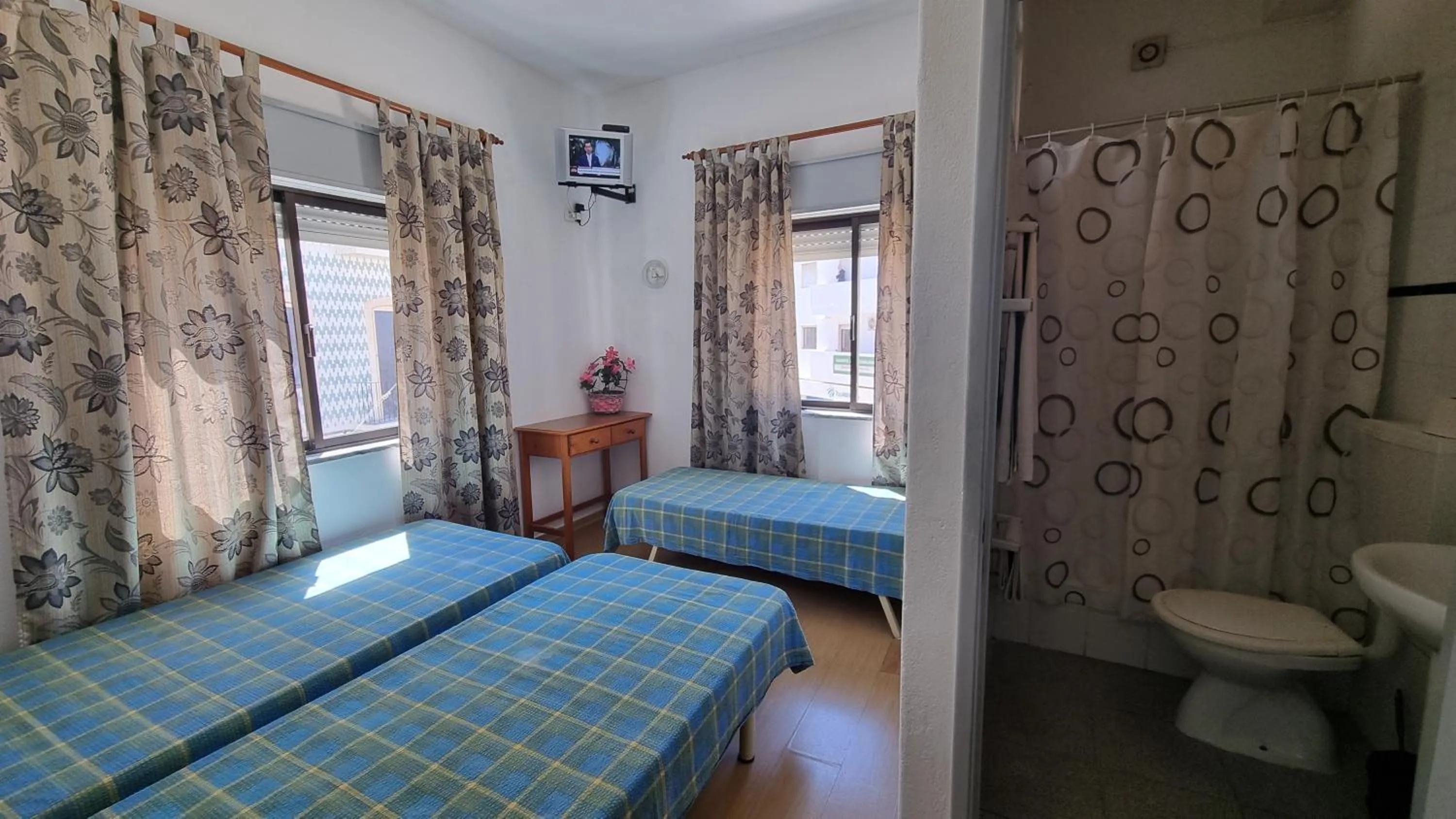 Photo of the whole room, Bed in Santa Isabel