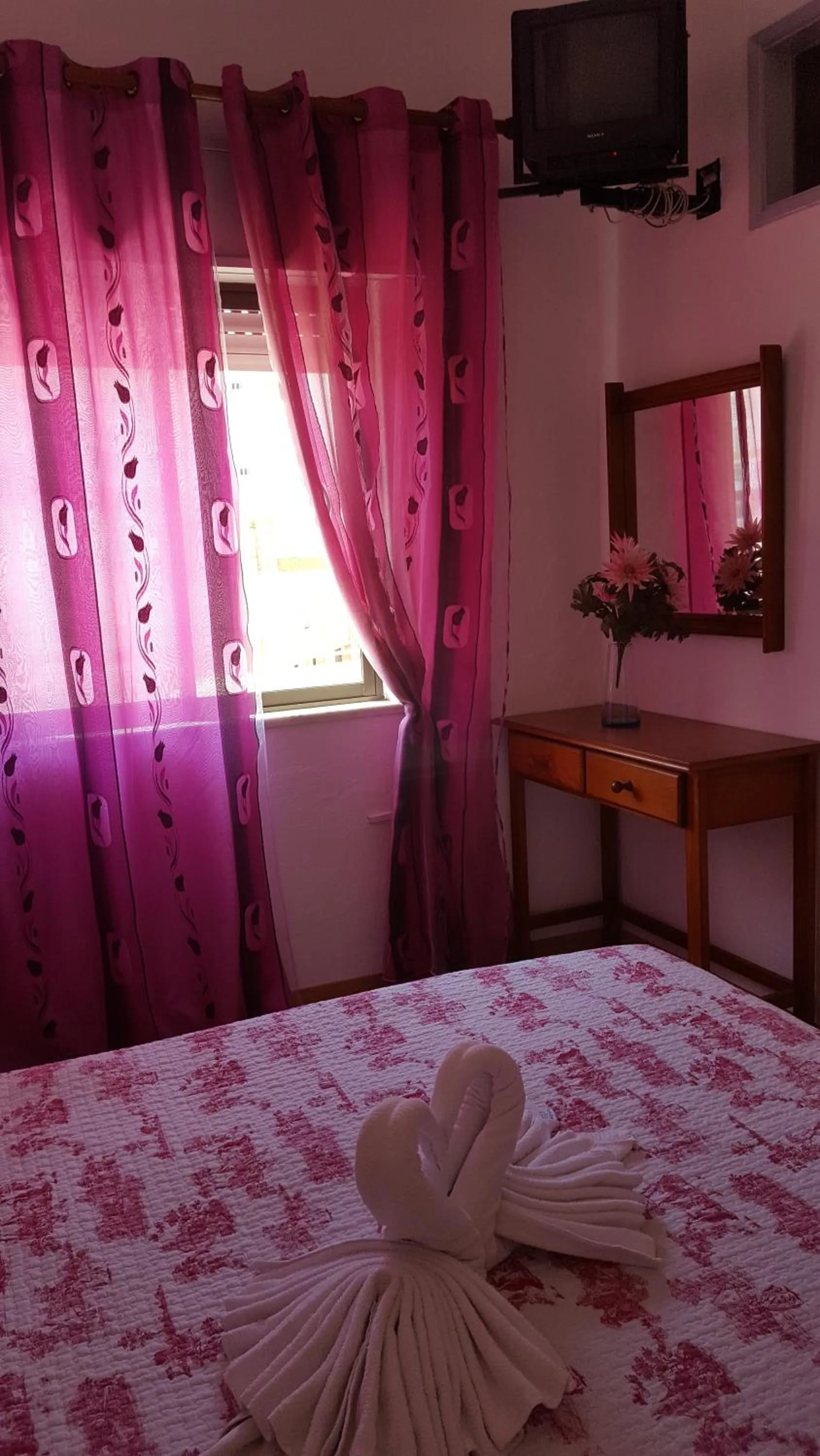 Photo of the whole room, Bed in Santa Isabel