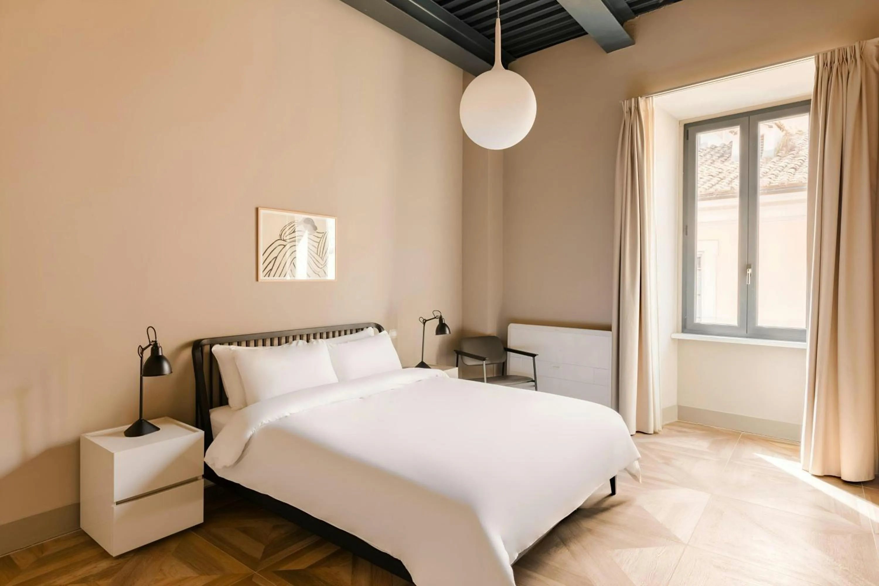 Bedroom, Bed in Piazza Barberini, Sonder Apartment by Marriott Bonvoy