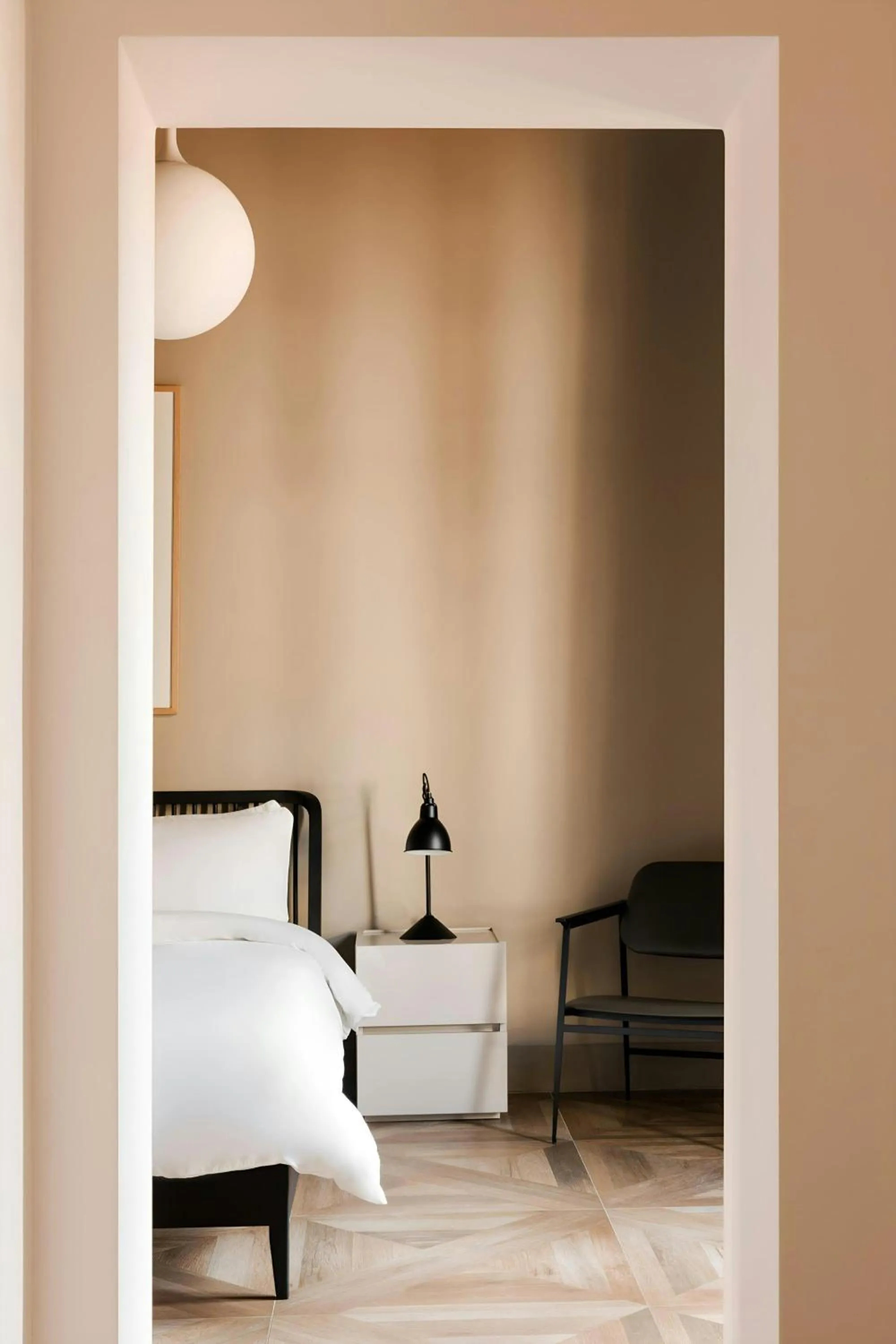 Bedroom, Bed in Piazza Barberini, Sonder Apartment by Marriott Bonvoy
