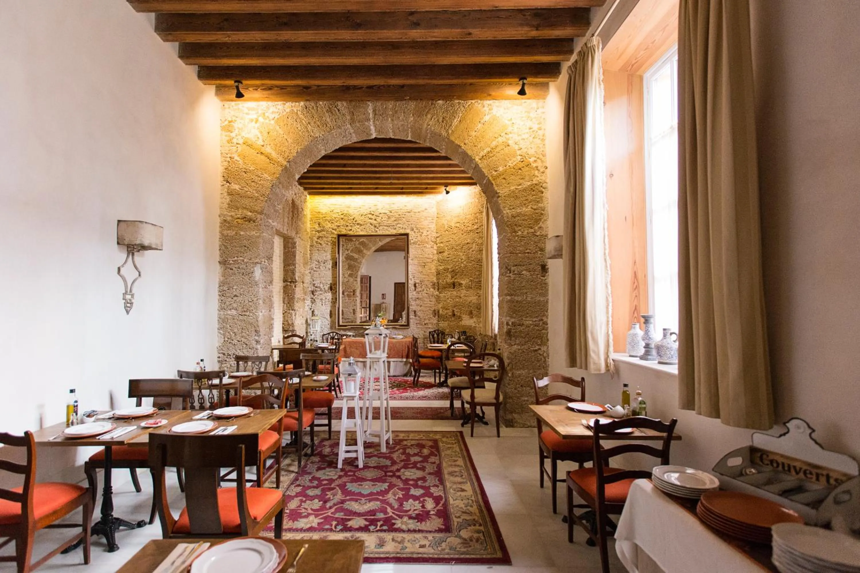 Restaurant/places to eat in Hotel Casa de las Cuatro Torres