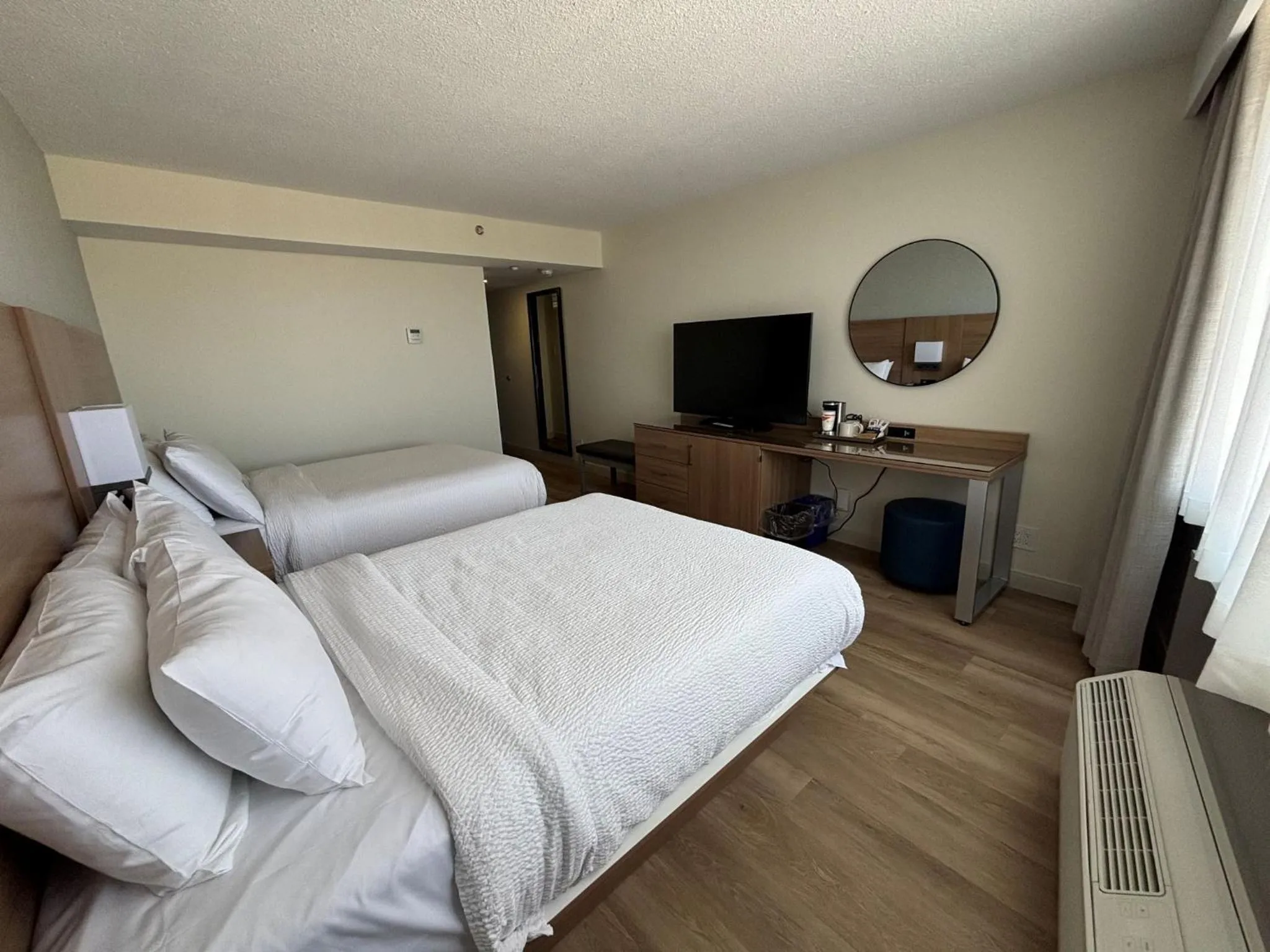 Bedroom, Bed in Radisson Hotel Winnipeg Downtown