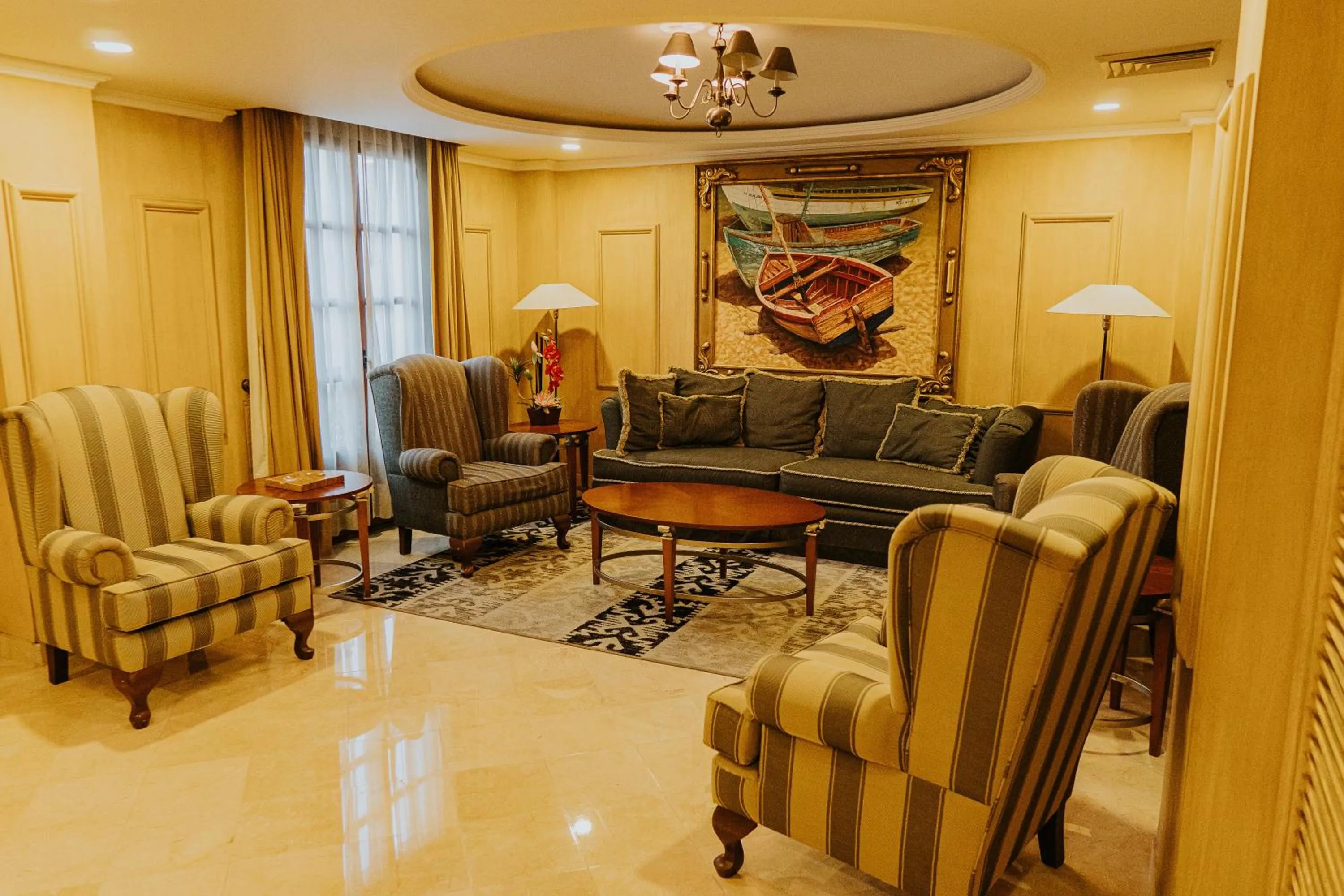 Seating area in Gran Hotel Diligencias