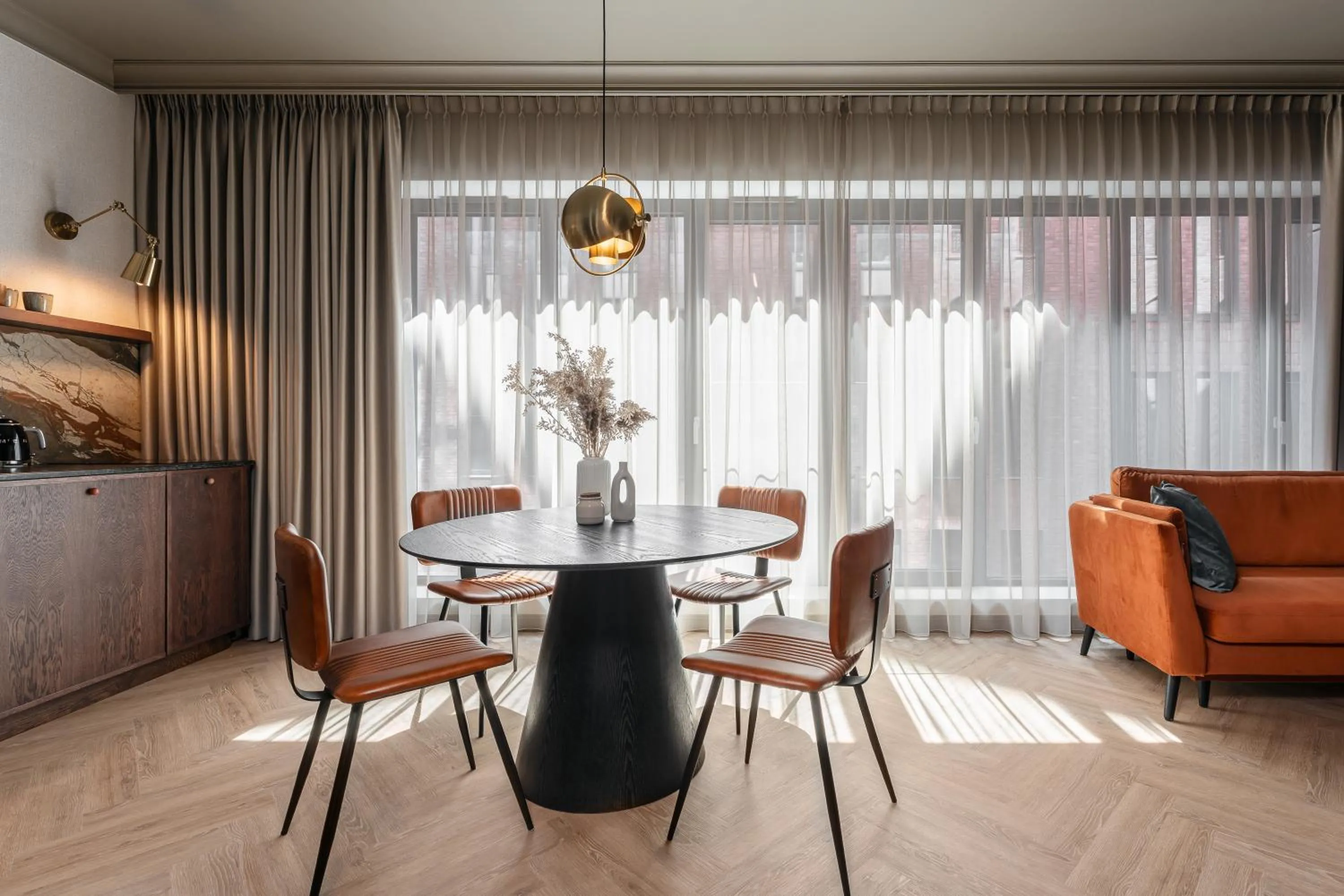 Dining area in Lavoo Boutique Apartments