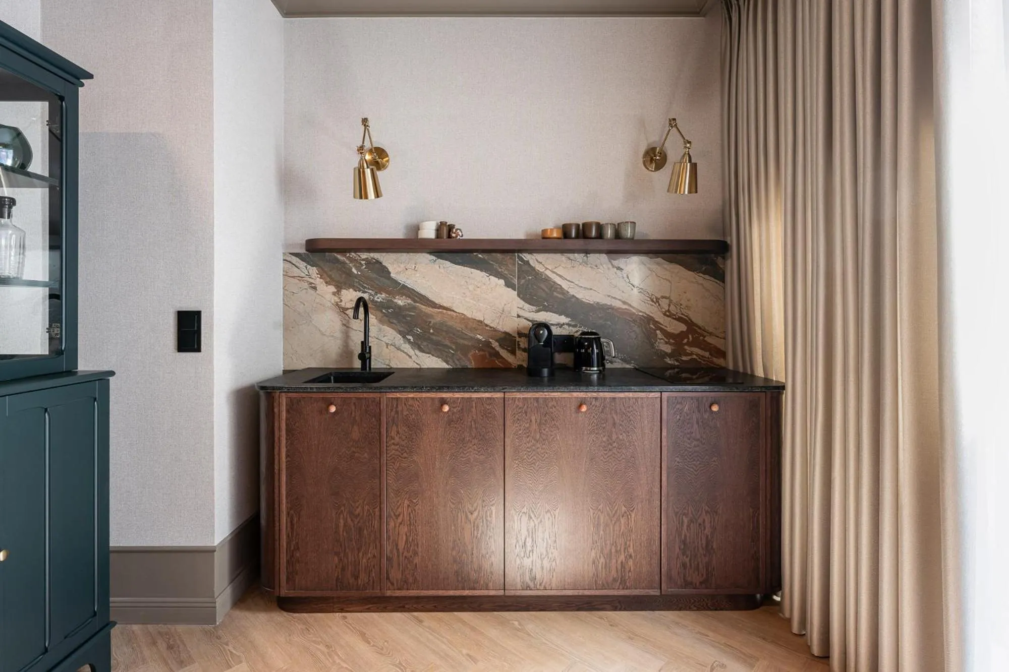 Kitchen or kitchenette in Lavoo Boutique Apartments