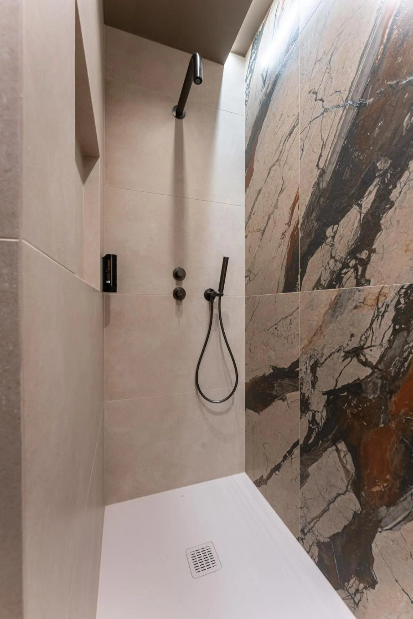 Shower in Lavoo Boutique Apartments