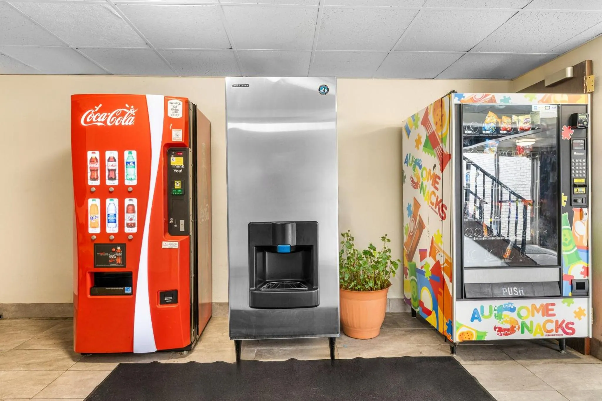 Other in Red Roof Inn Niagara Falls