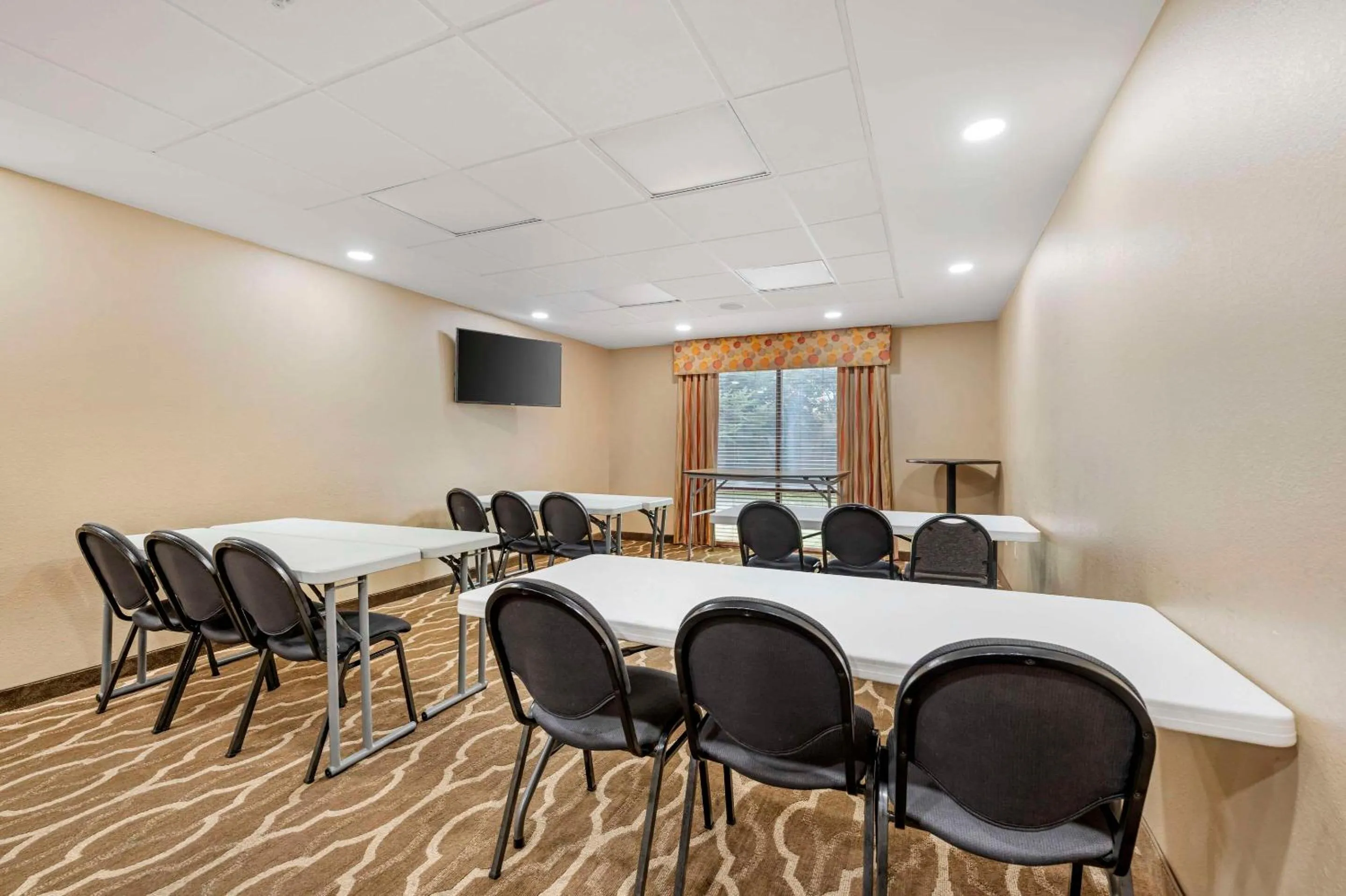 Meeting/conference room in Comfort Suites East Lincoln - Mall Area