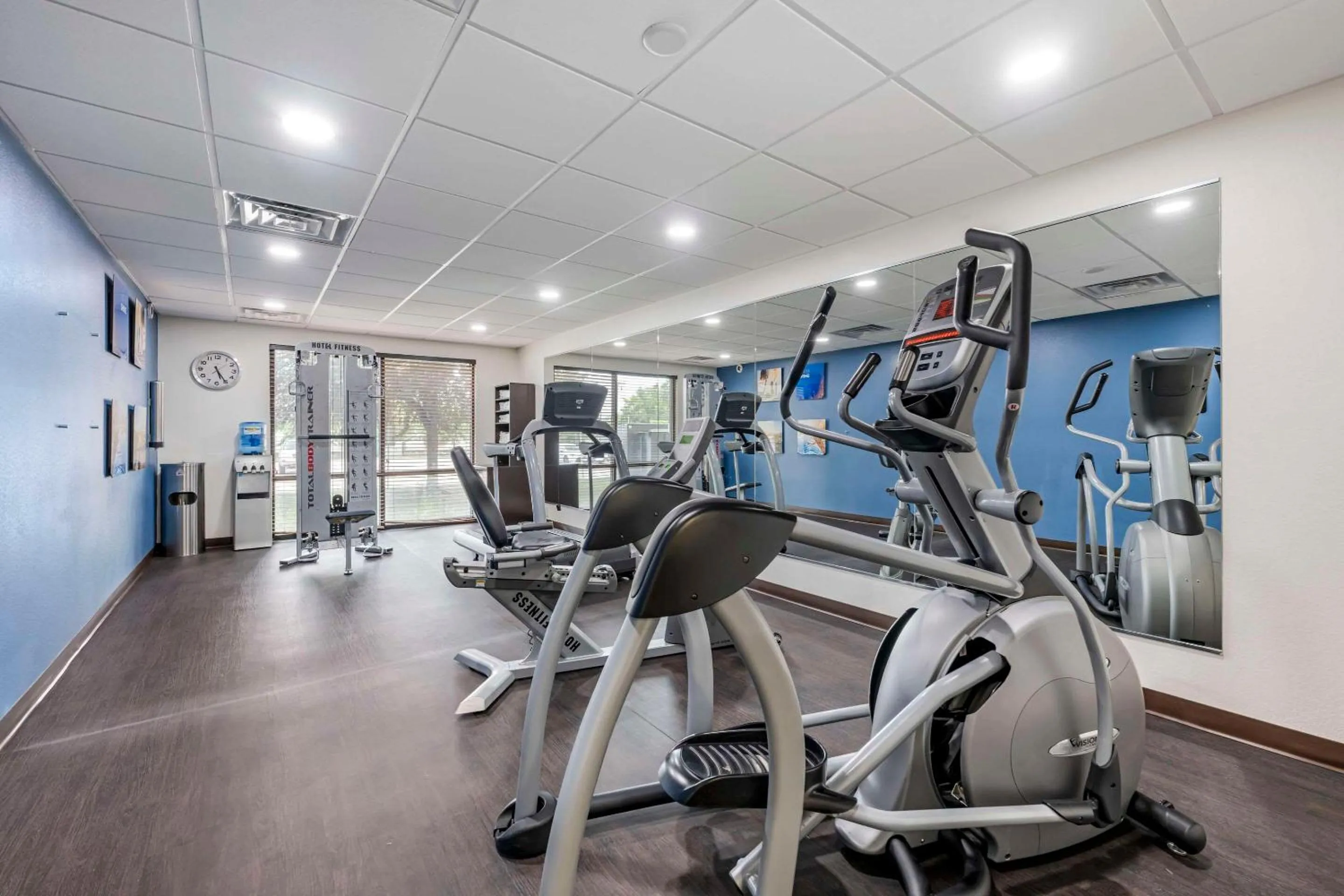 Fitness centre/facilities in Comfort Suites East Lincoln - Mall Area