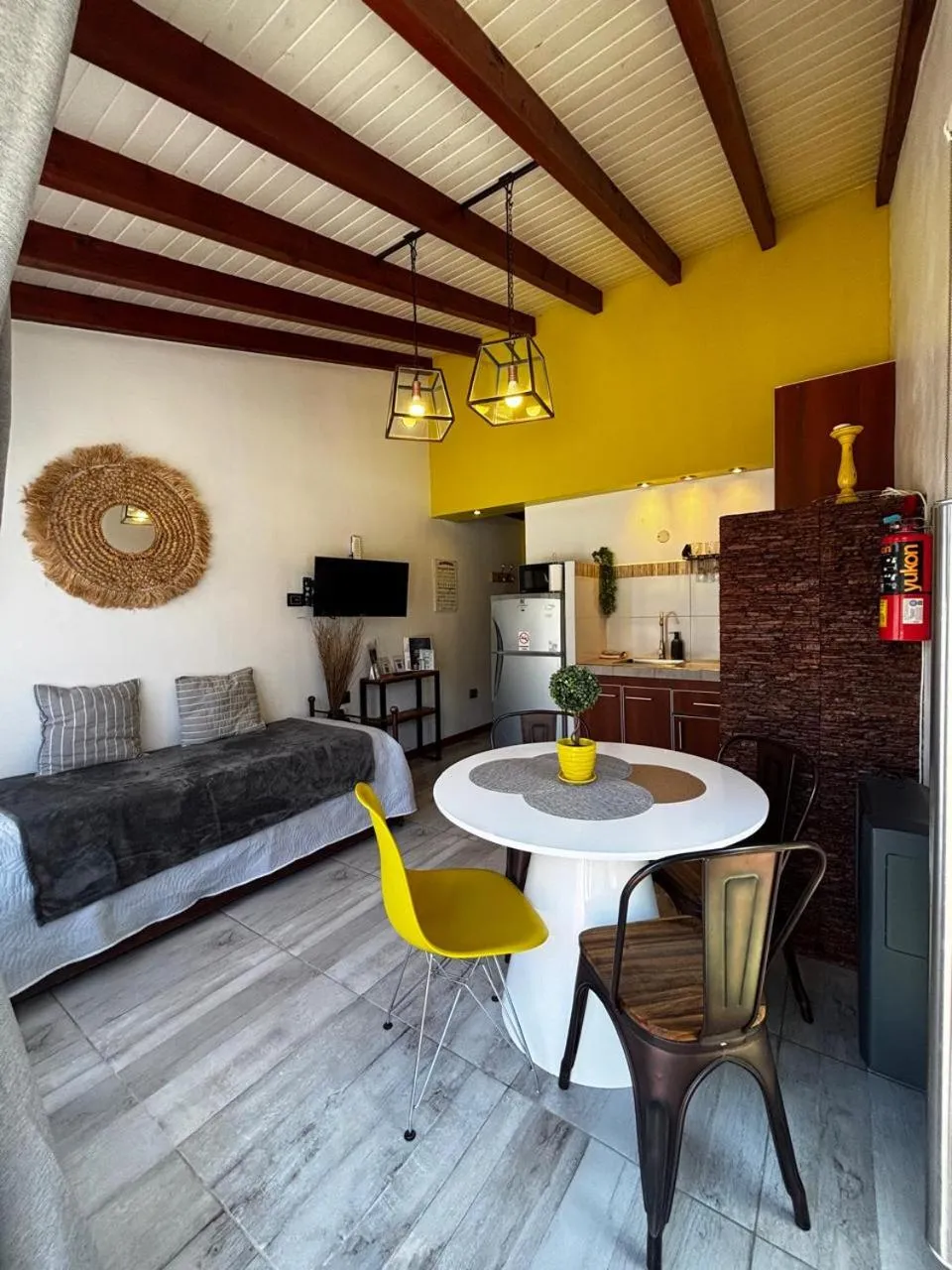 Kitchen or kitchenette in Cabañas Sublime Bolson