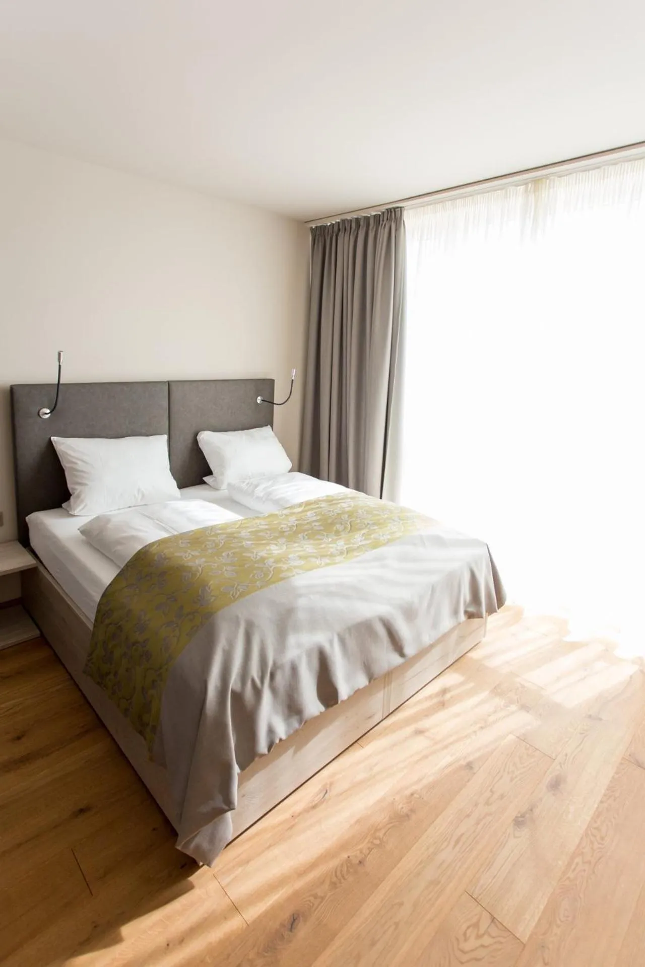 Photo of the whole room, Bed in monte mare SAUNA-SPA-SPORTS-HOTEL