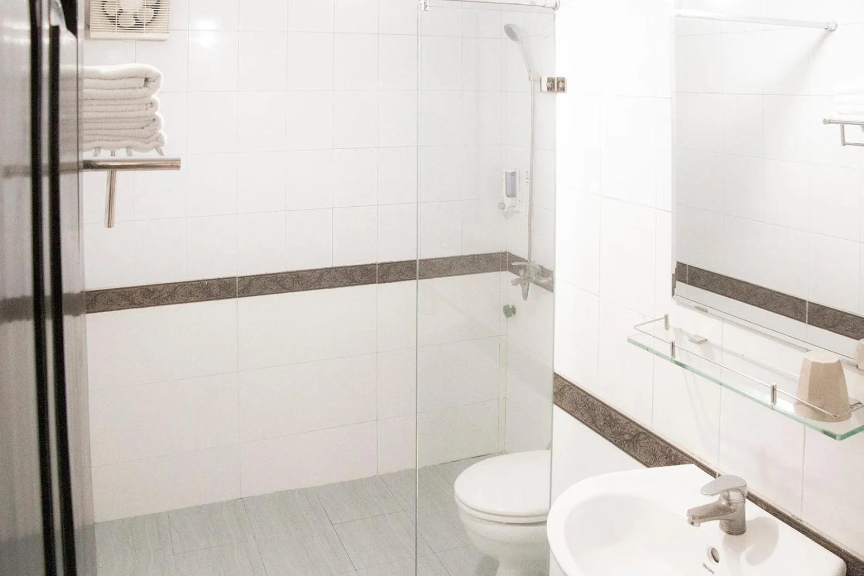 Bathroom in Hanoi Marriotte Hotel