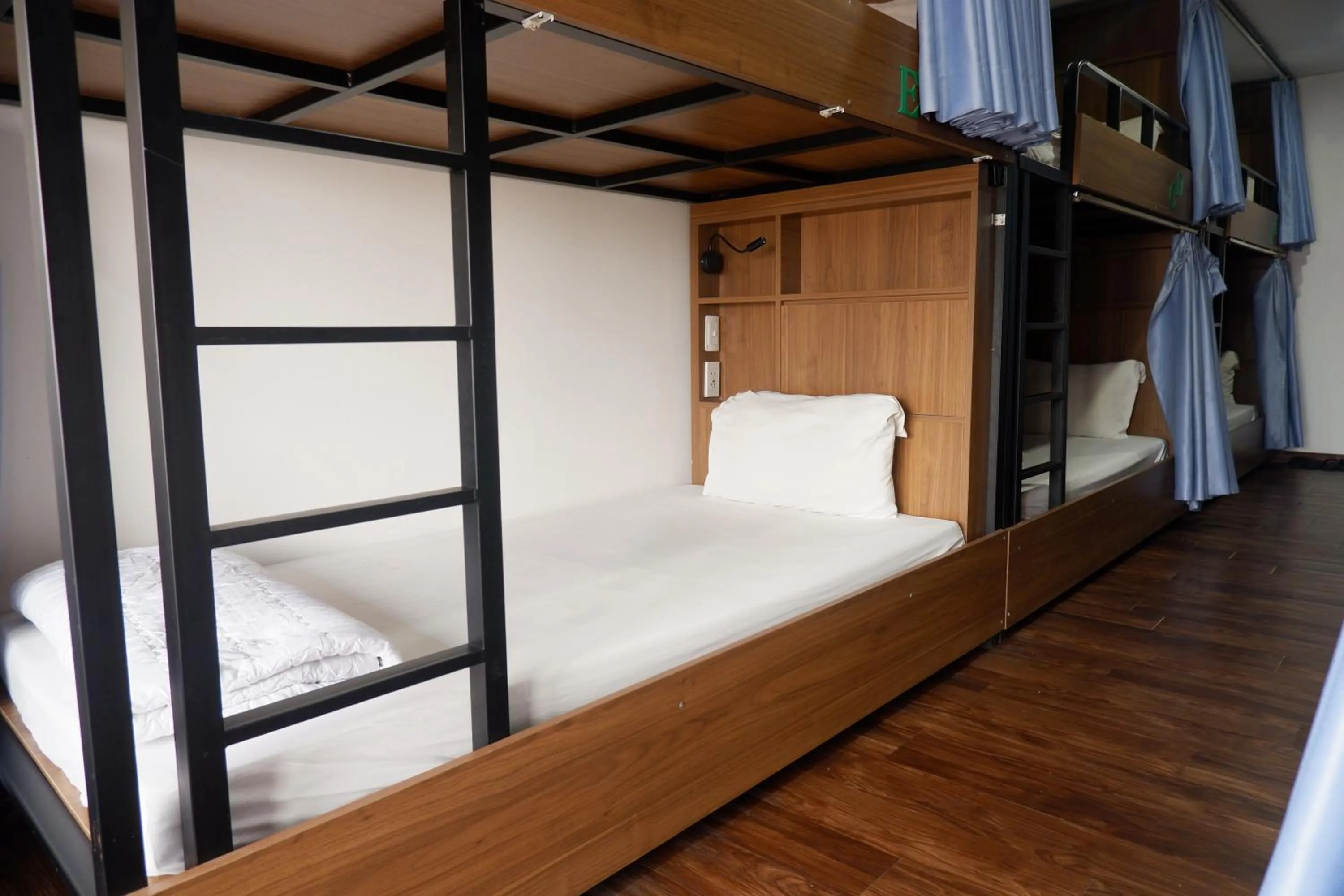 Bed in Hanoi Marriotte Hotel