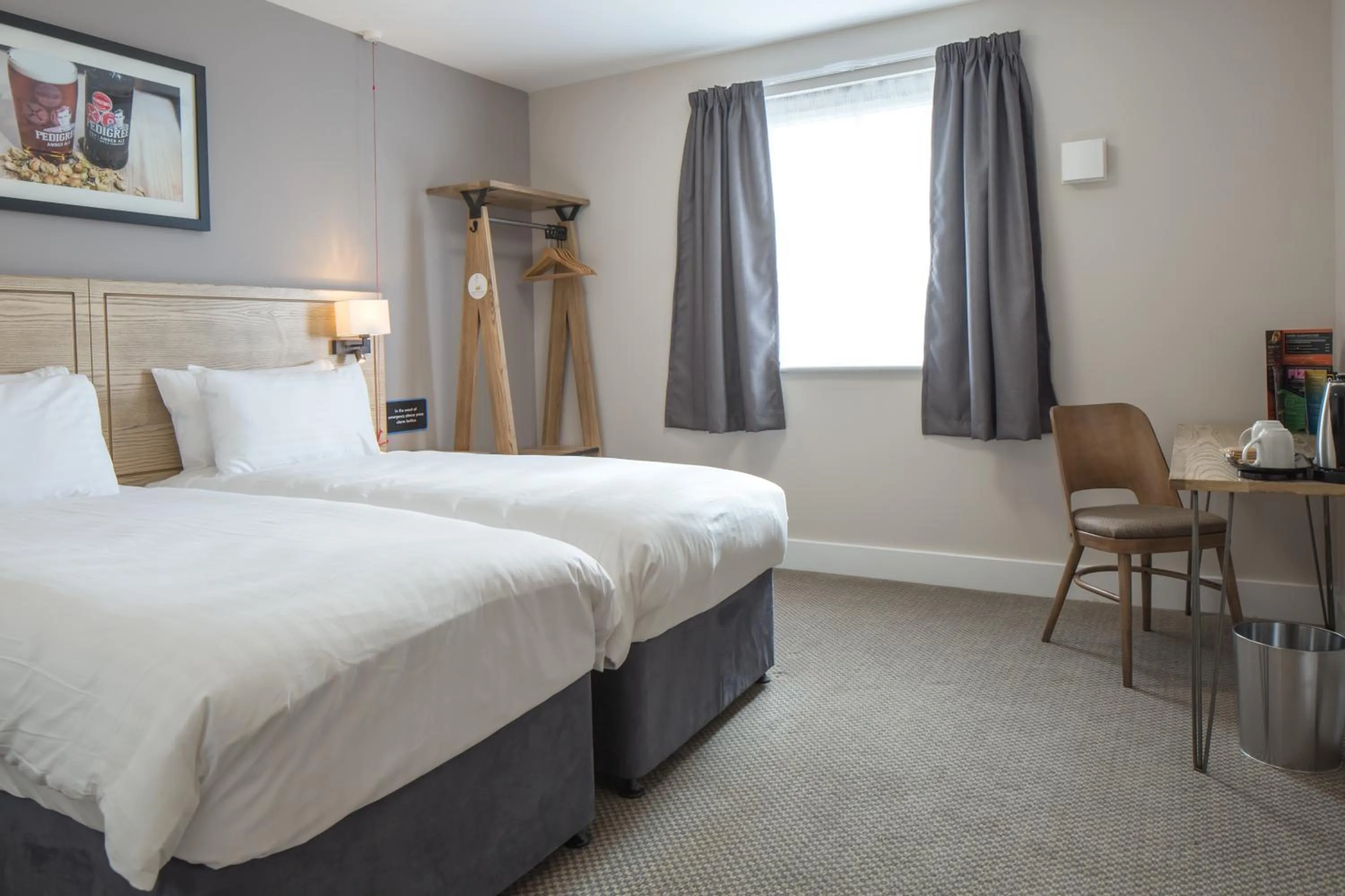 Bedroom, Bed in The Raven’s Cliff Lodge by Marston's Inns