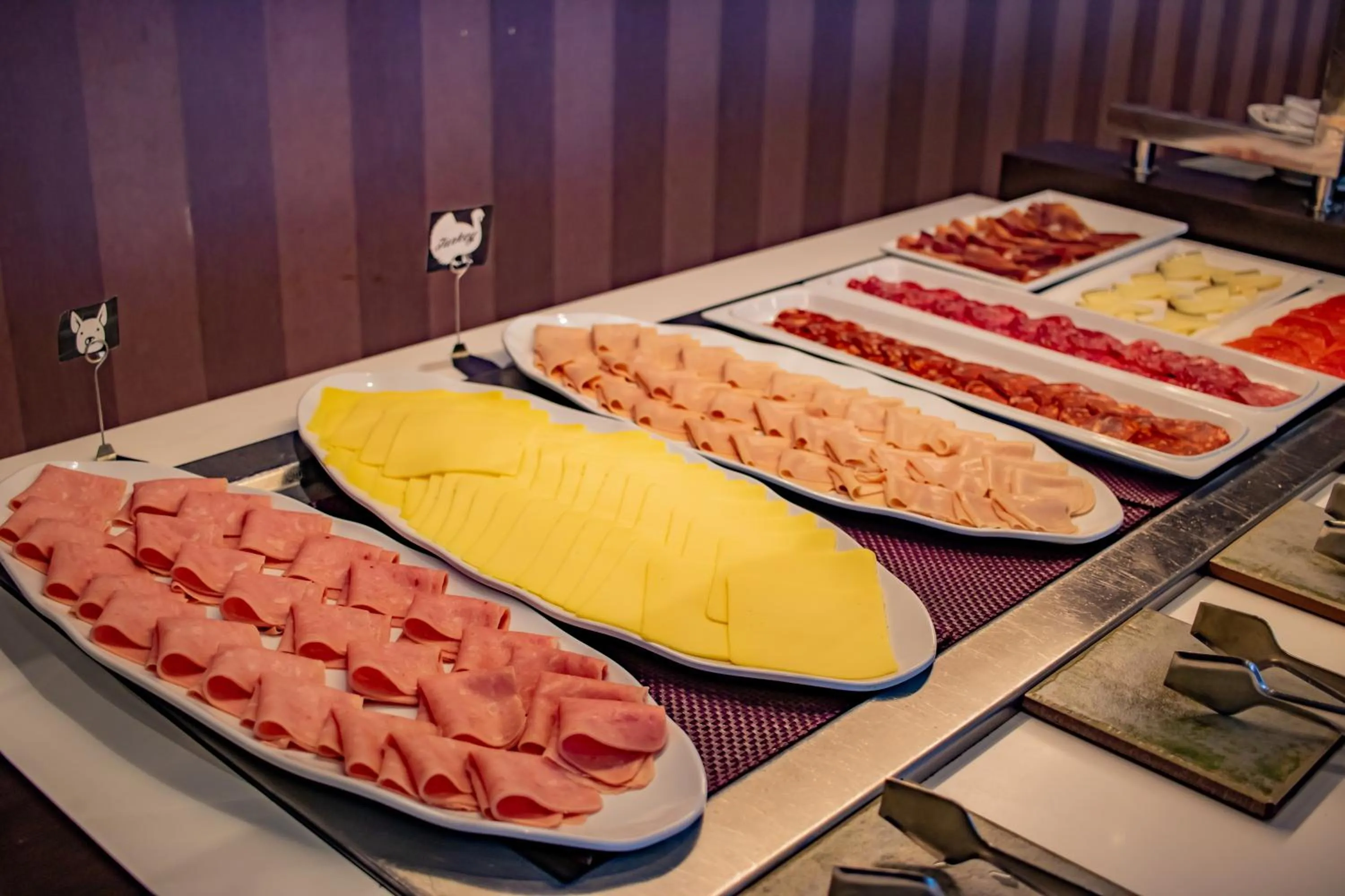 Buffet breakfast in YIT Vía Sevilla Mairena