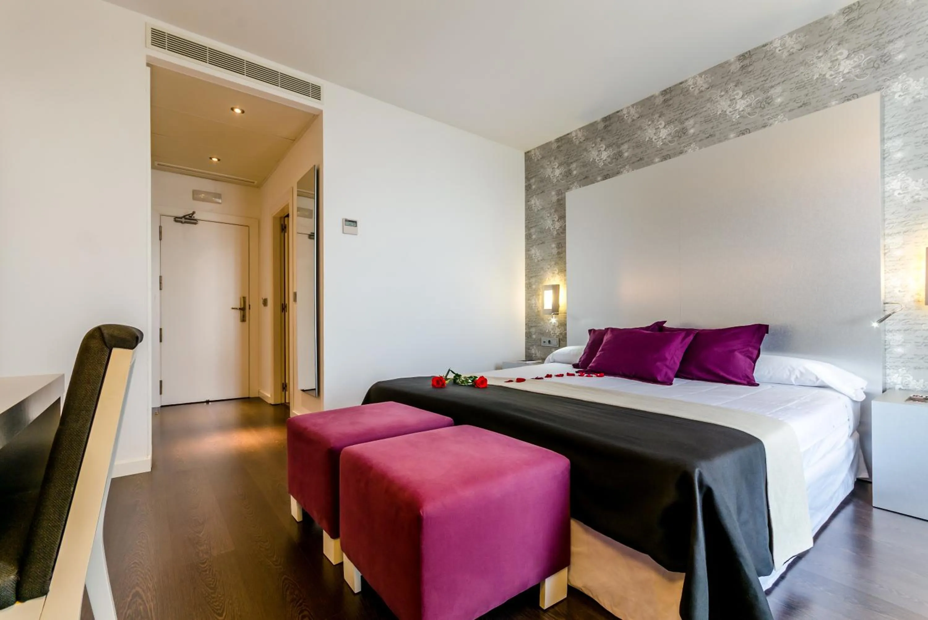 Bed in YIT Vía Sevilla Mairena