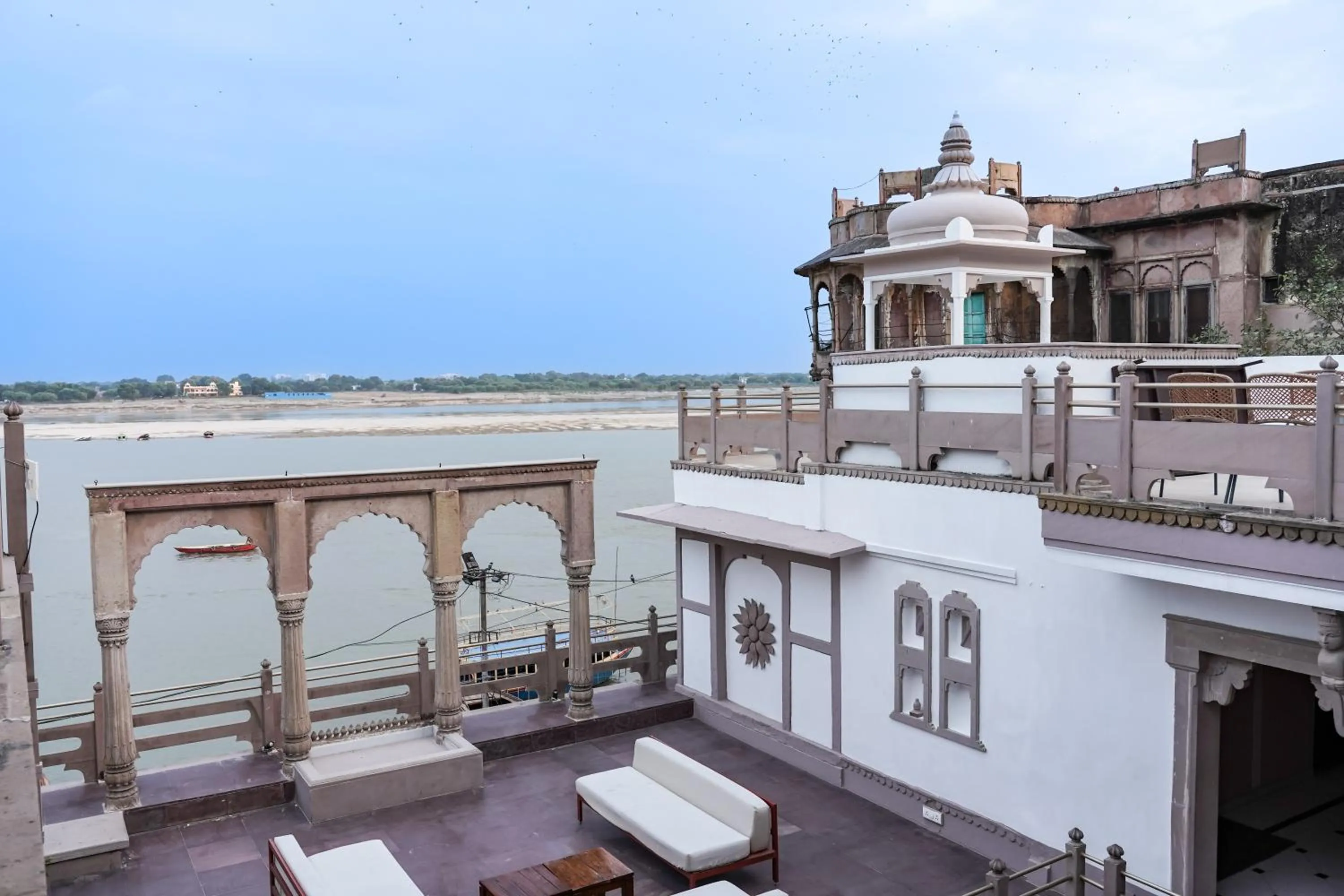 Guleria Kothi at Ganges