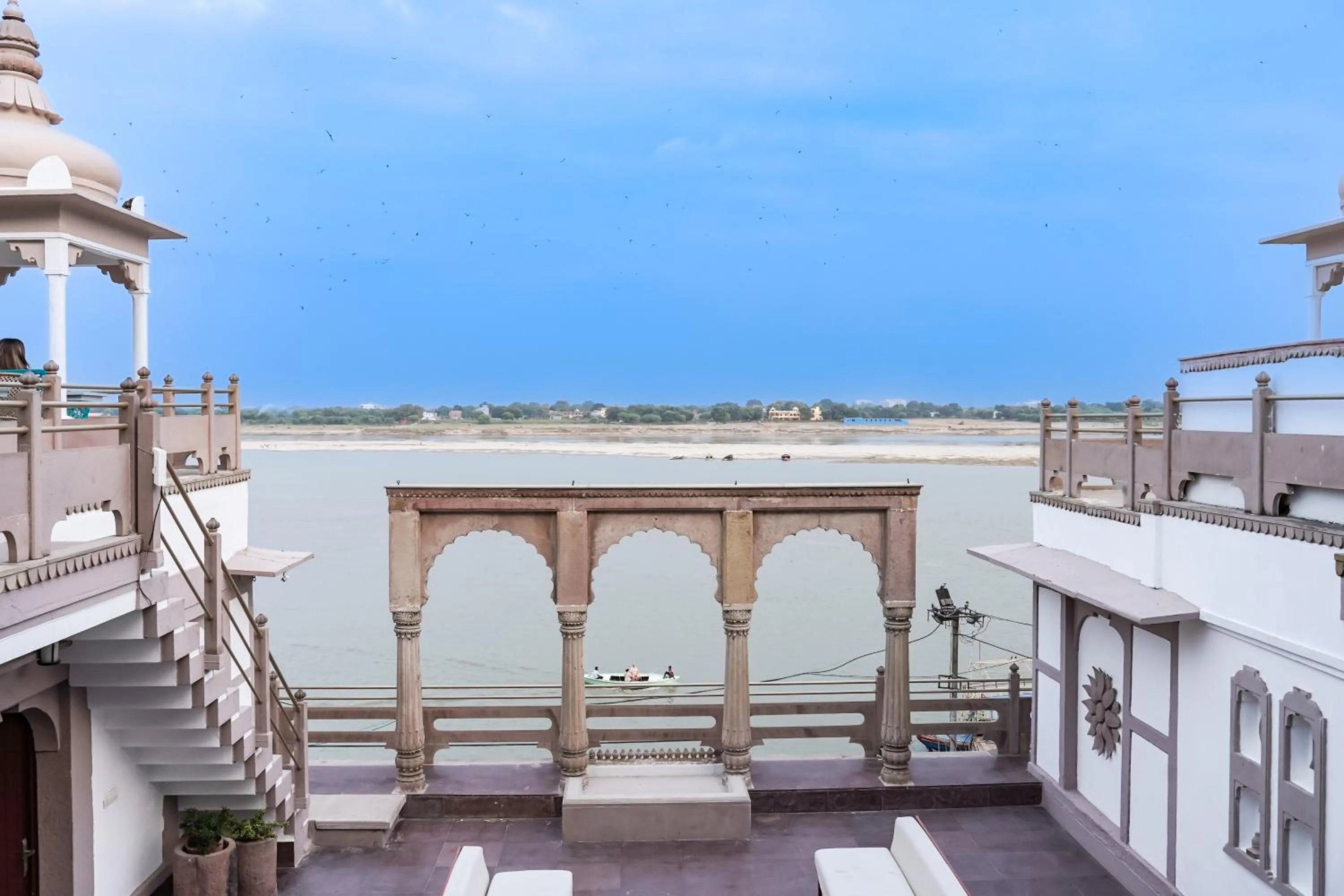 Guleria Kothi at Ganges