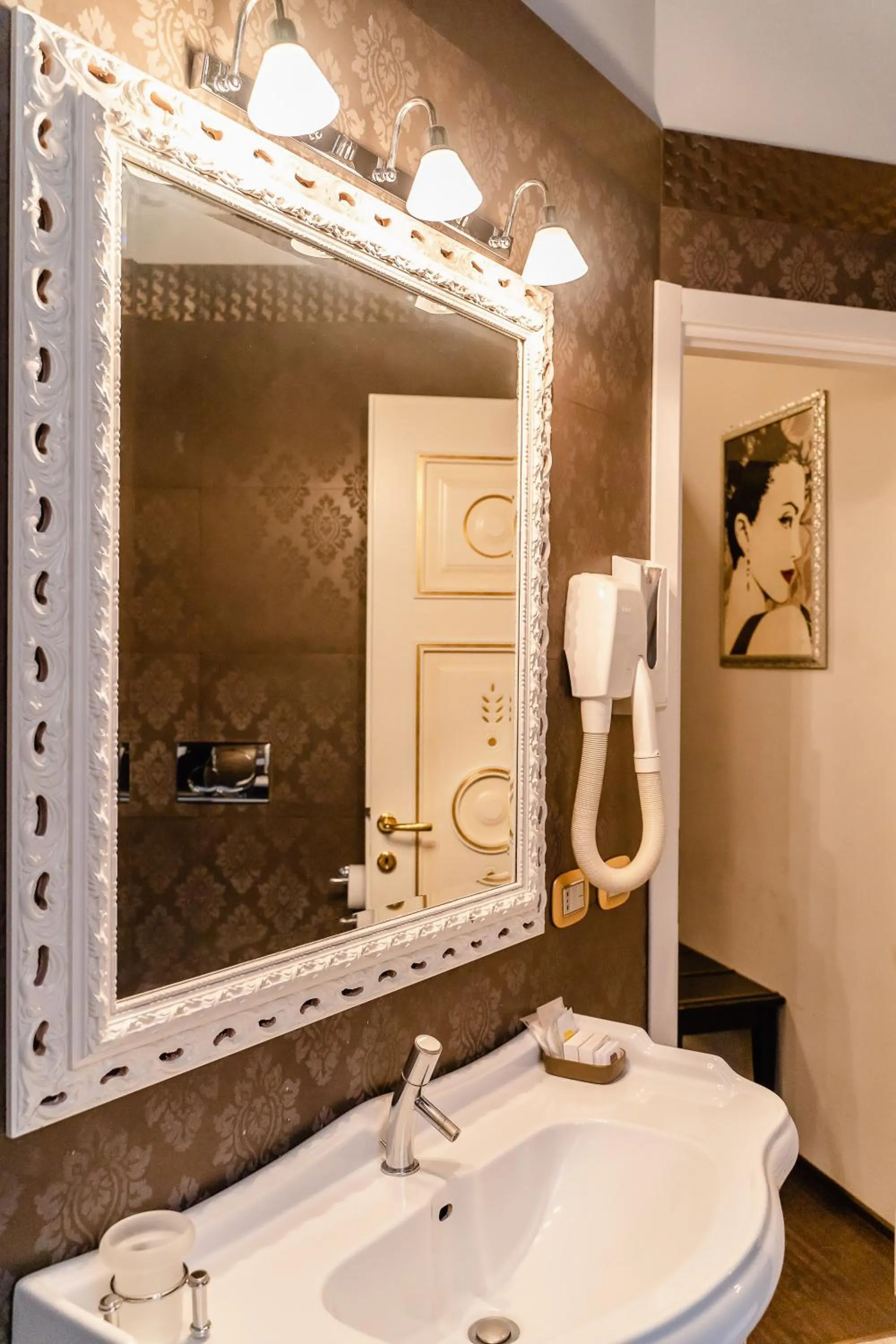 Locanda Del Sole-Roma Piazza Di Spagna Ripetta