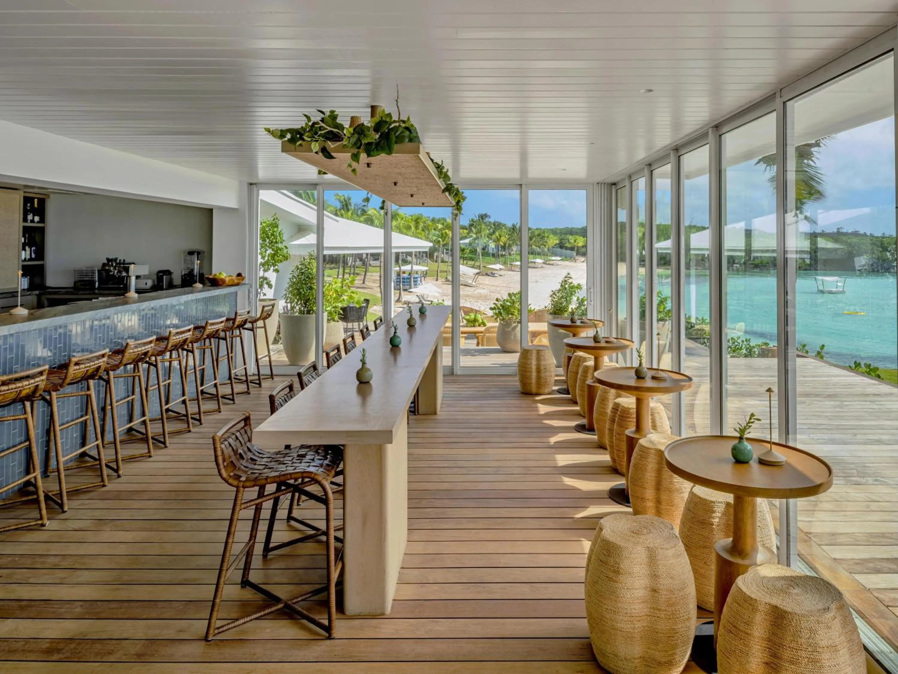 Restaurant/places to eat in The Cove Eleuthera